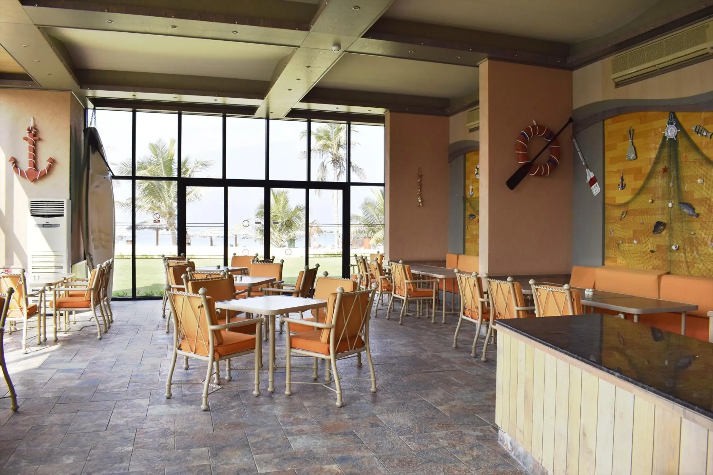 Restaurant/places to eat in Lou'lou'a Beach Resort Sharjah Restaurant/places to eat in Lou'lou'a Beach Resort Sharjah