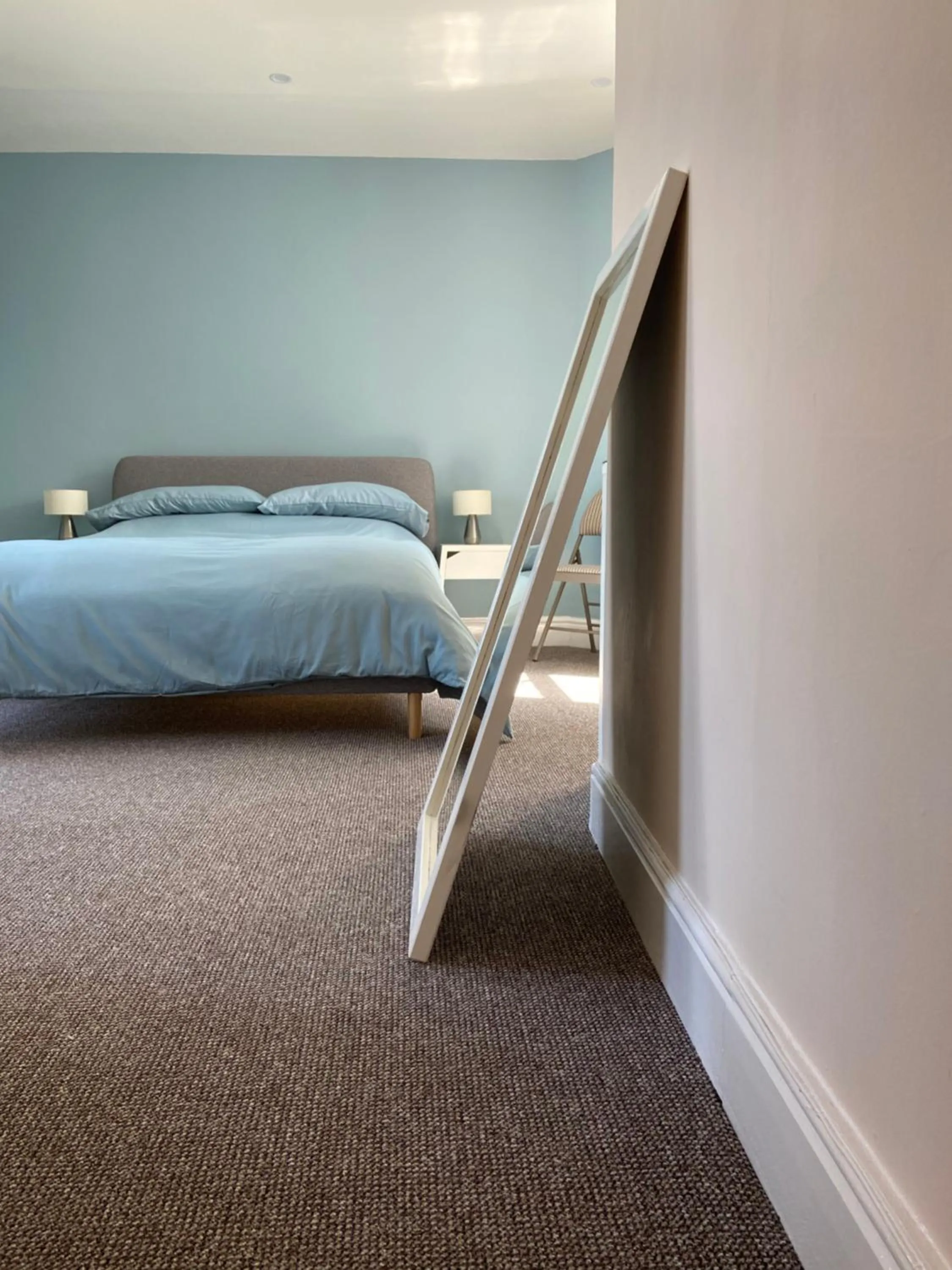 Bed in Homewood Airbnb, Combe Martin, Devon - 300m to the Beach!