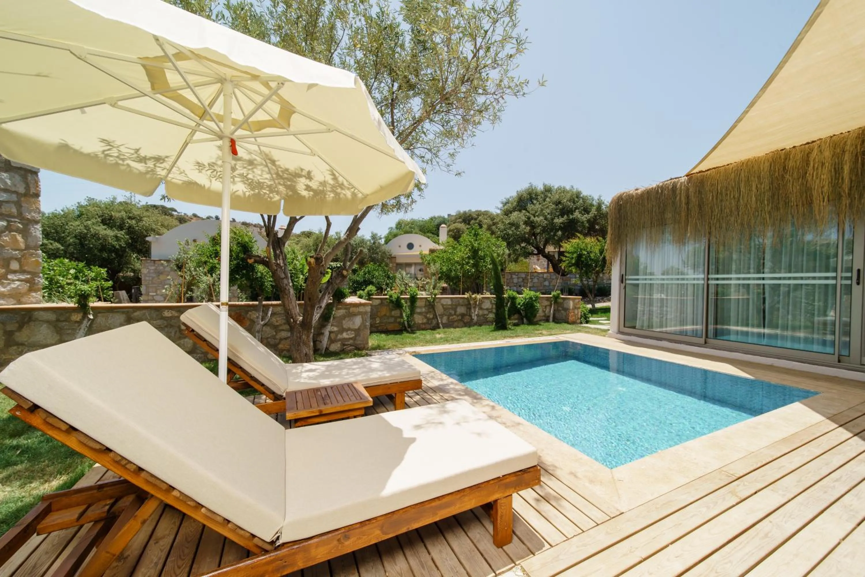 Swimming pool in Odette Bodrum