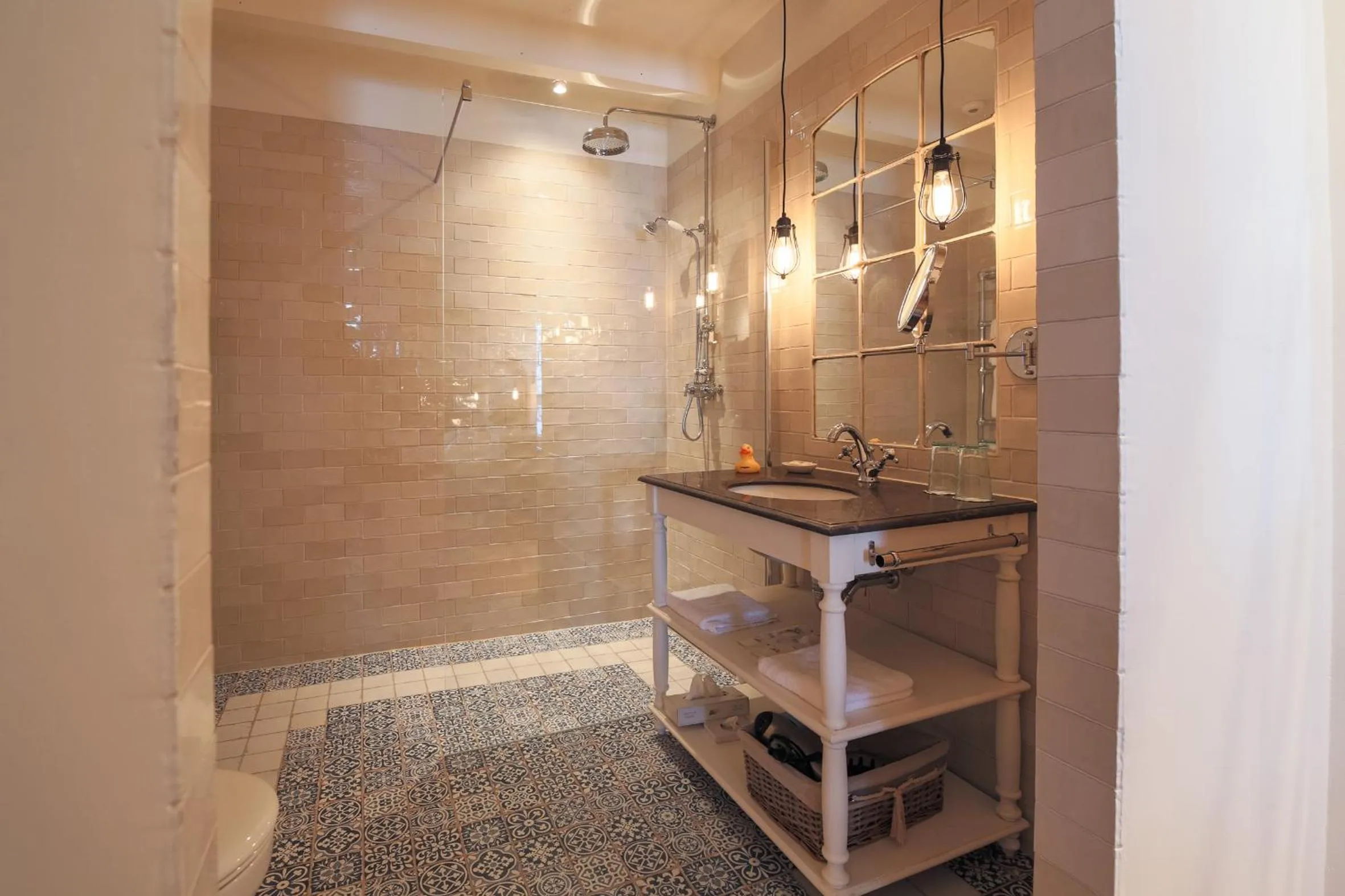 Bathroom in Bokel-Mühle am See