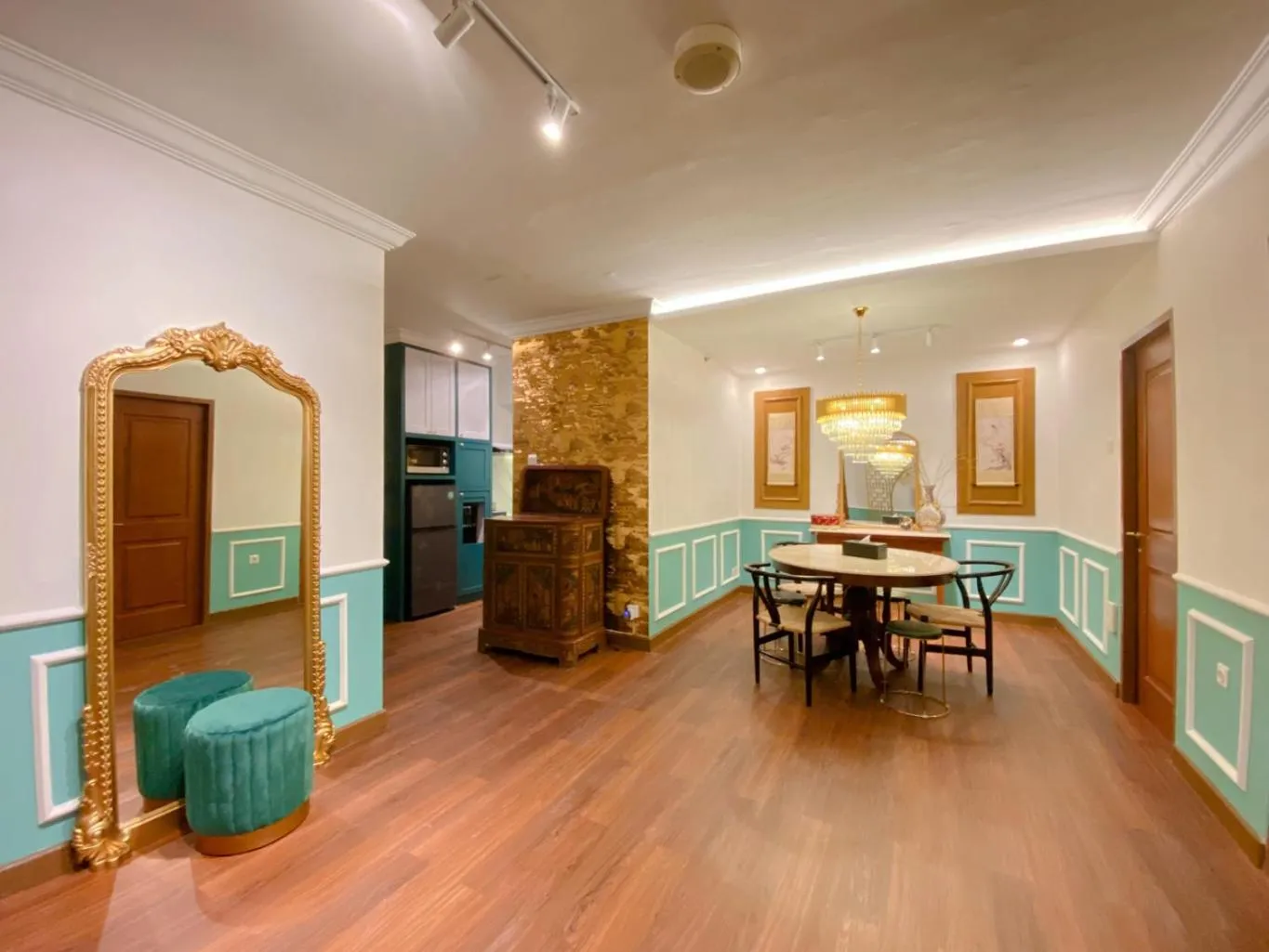 youre at - The Majesty Apartment