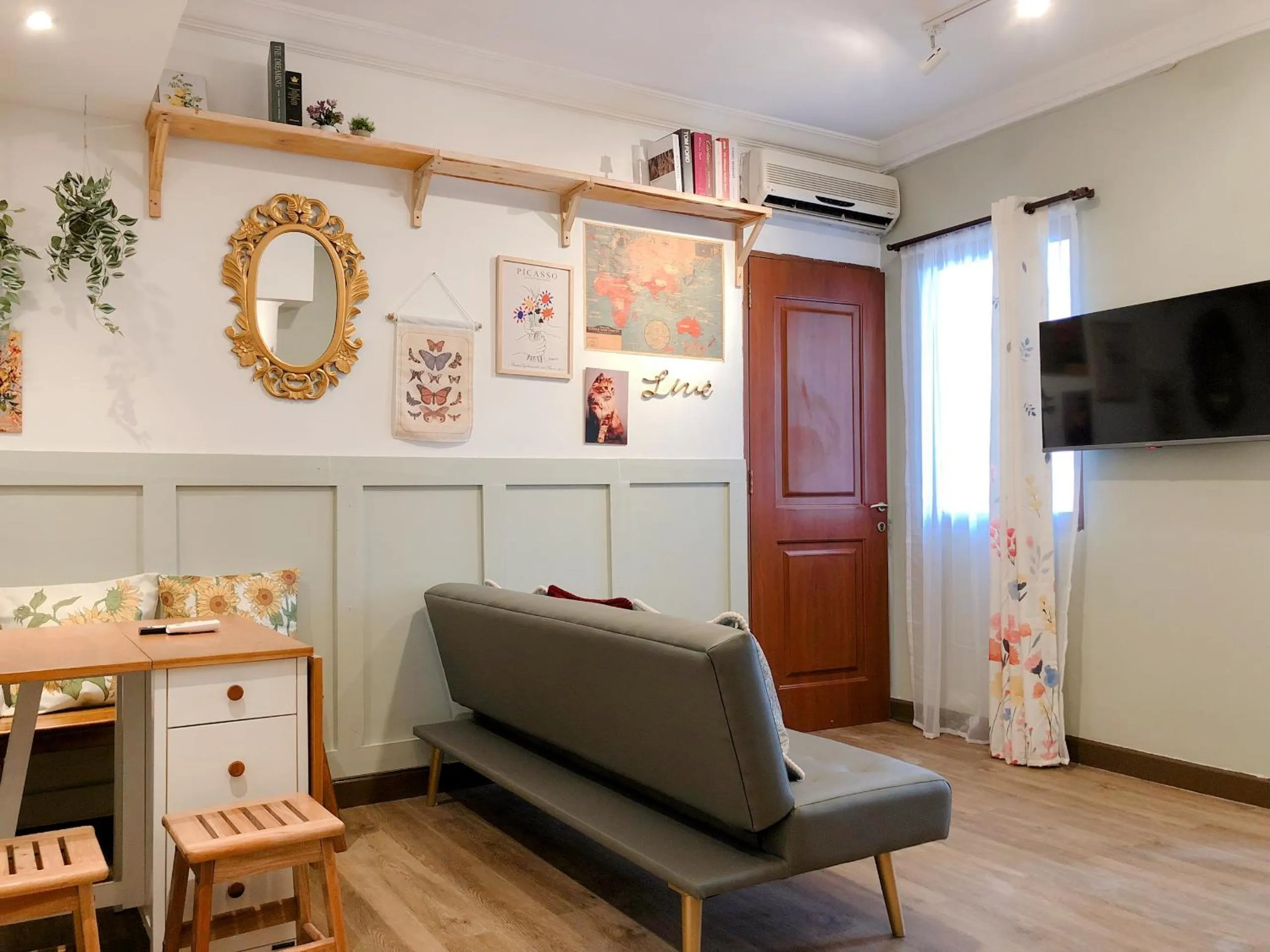 youre at - The Majesty Apartment