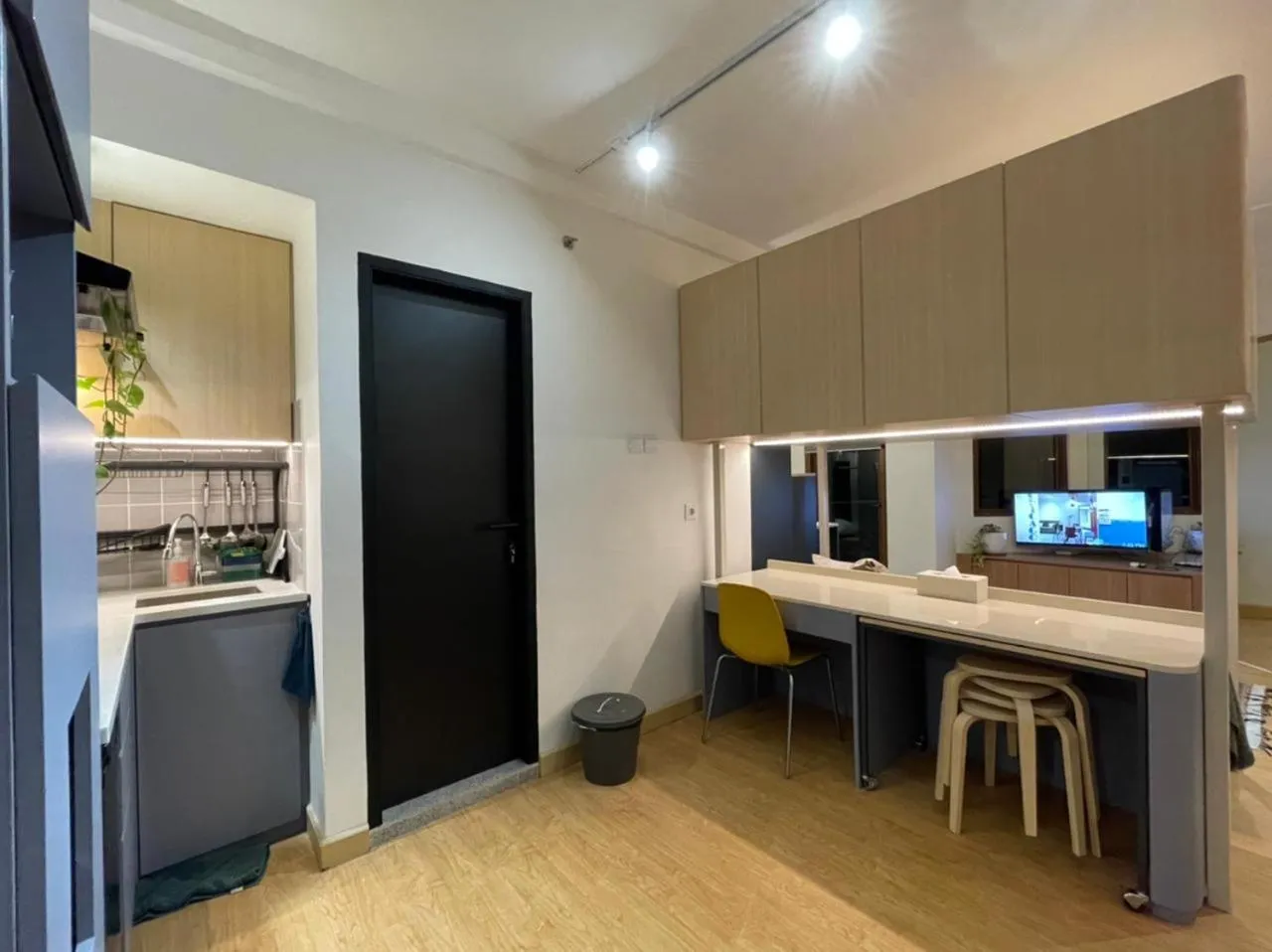 youre at - The Majesty Apartment