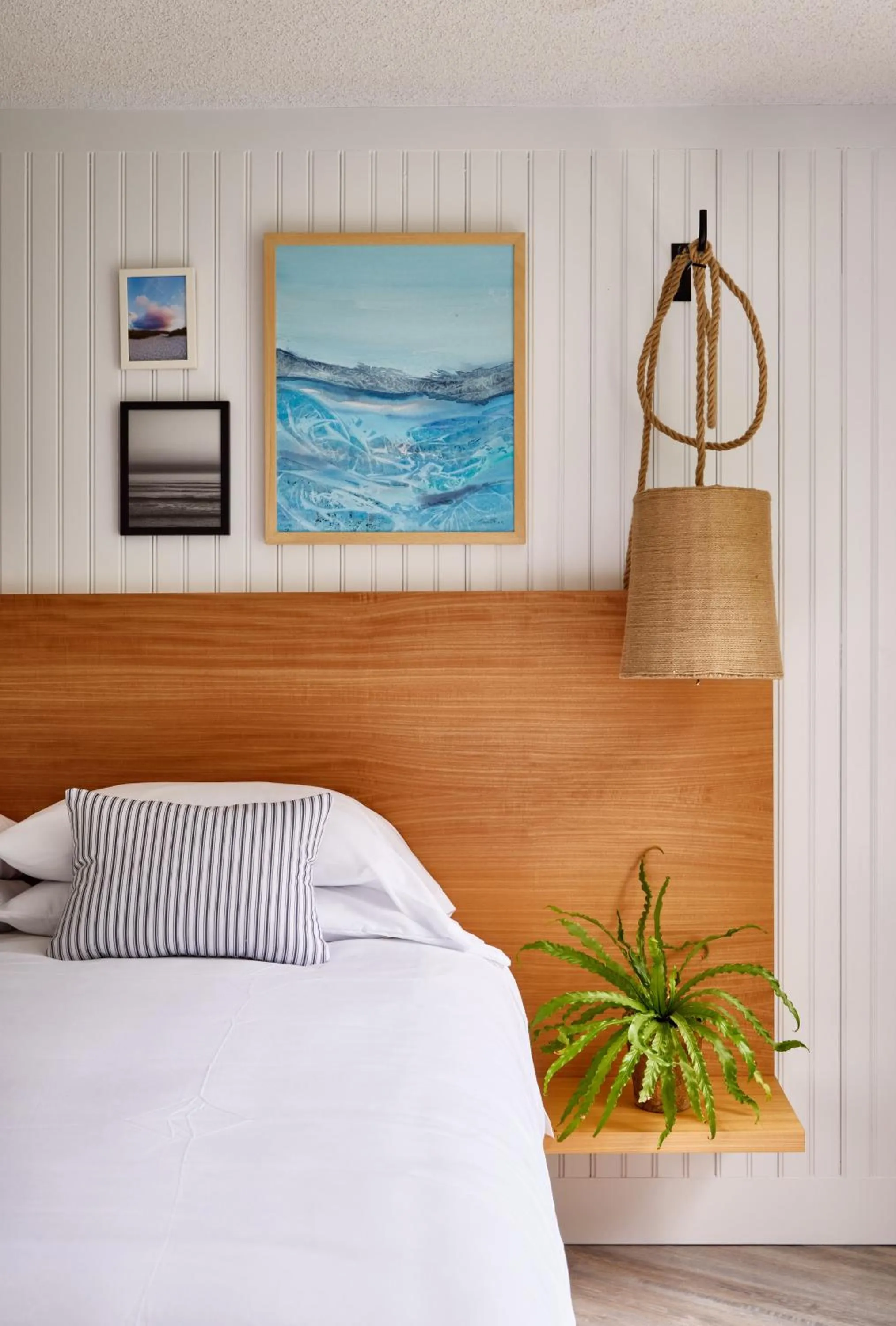 Bed in Parker Beach Lodge