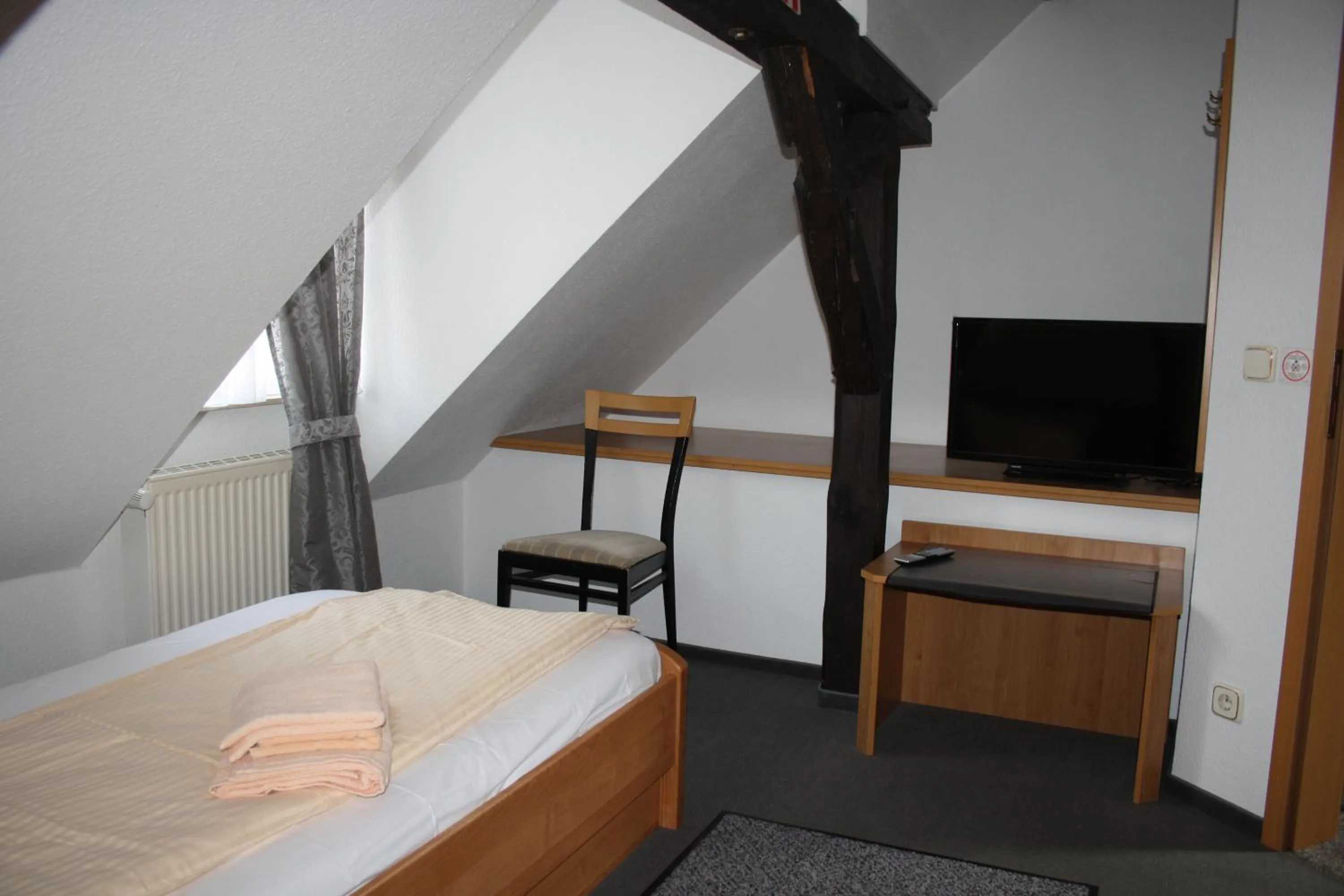 Bed in Hotel & Restaurant Aragwi