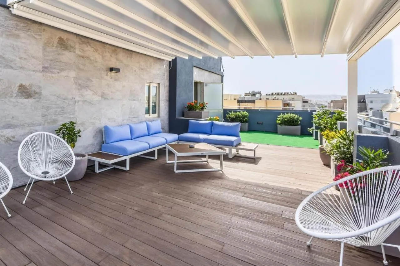 Balcony/Terrace in The Howard Hotel