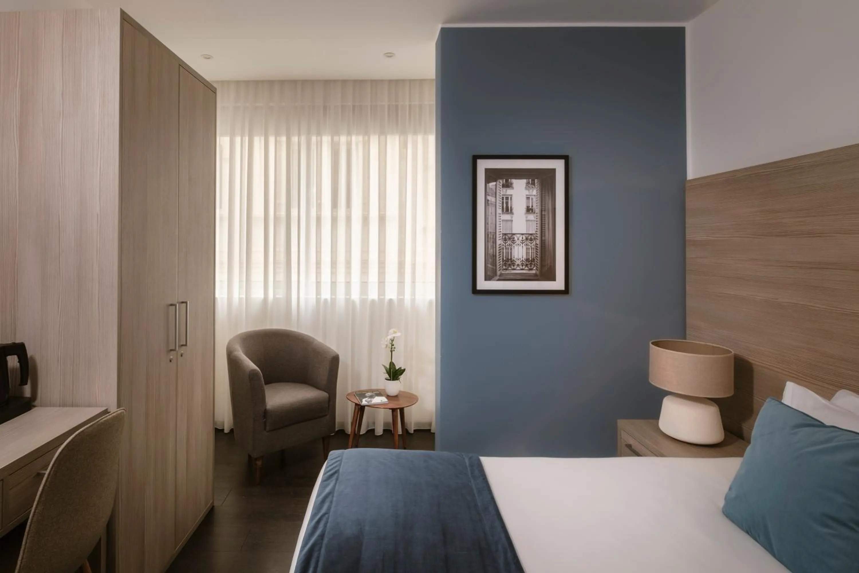 Bed in The Howard Hotel