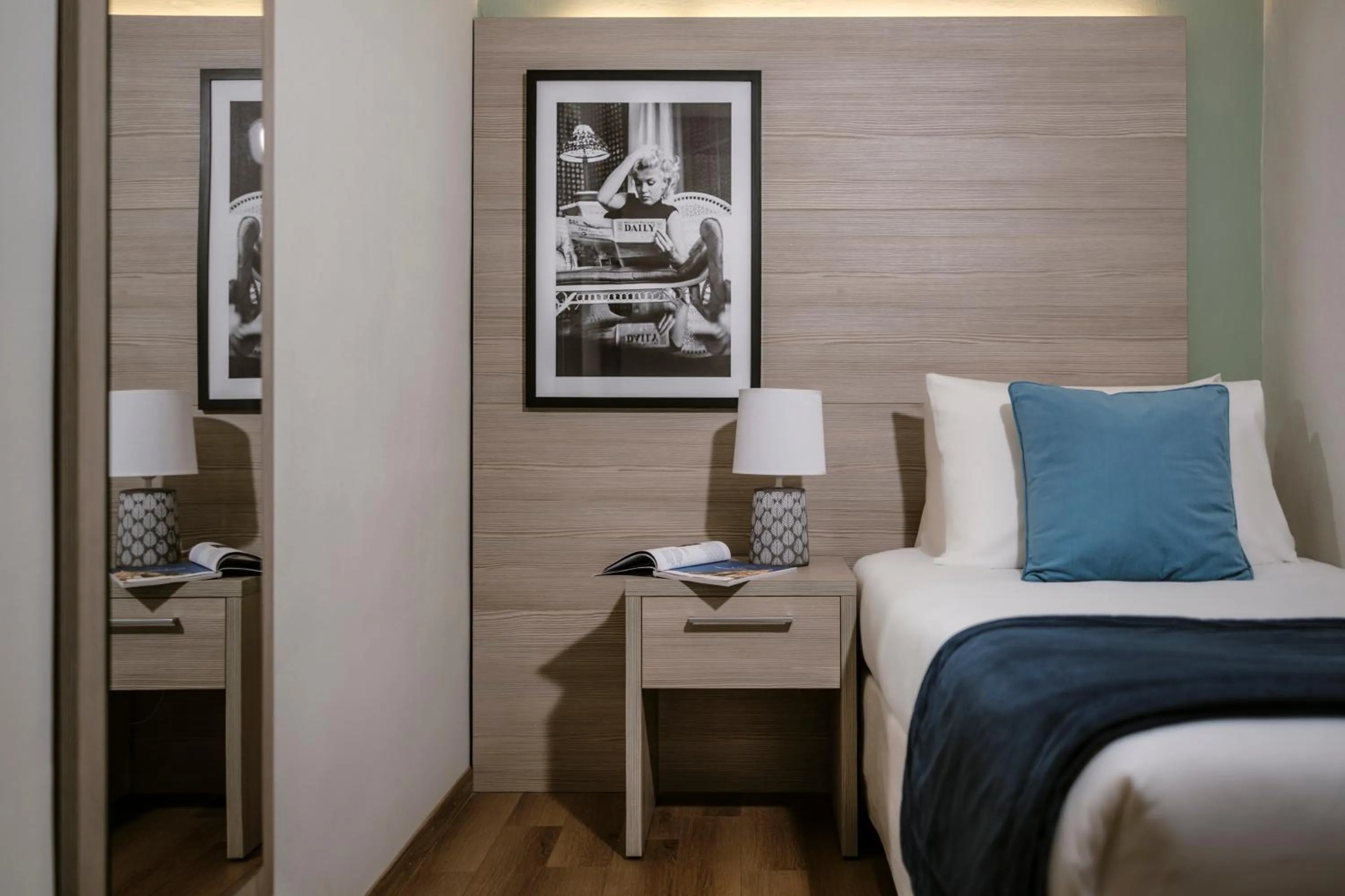 Bedroom, Bed in The Howard Hotel