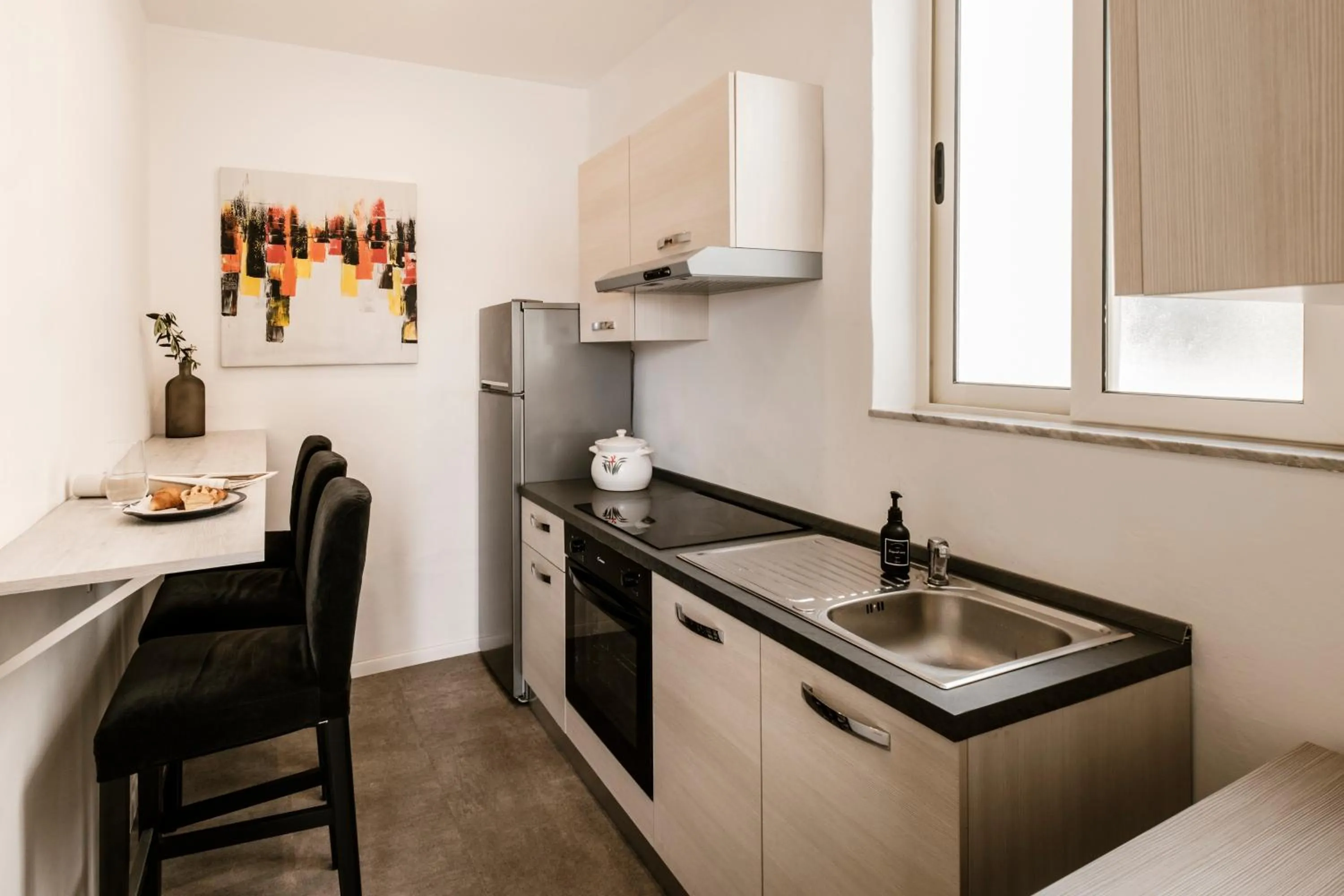 Kitchen or kitchenette in The Howard Hotel