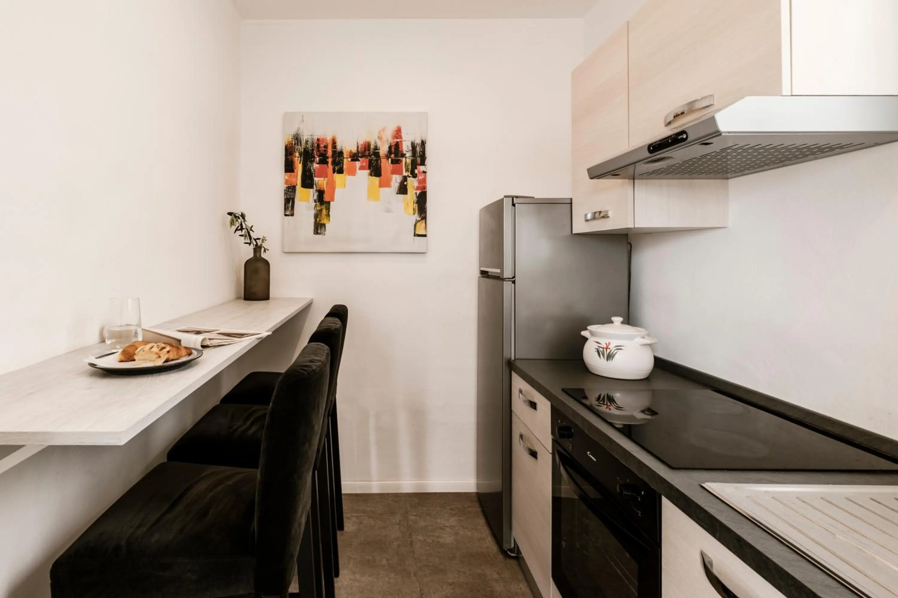 Kitchen or kitchenette in The Howard Hotel