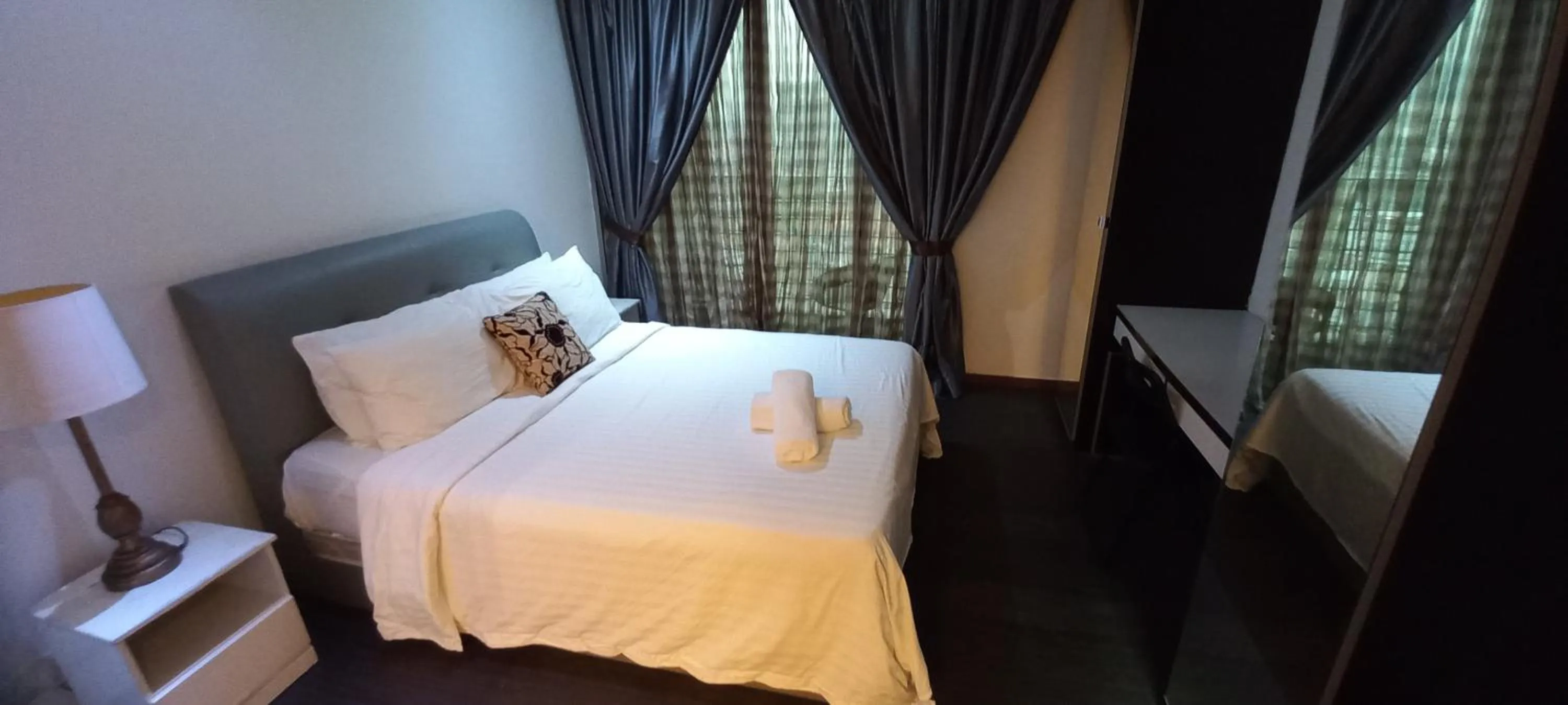 Bedroom, Bed in One Maxim Residence at Taragon