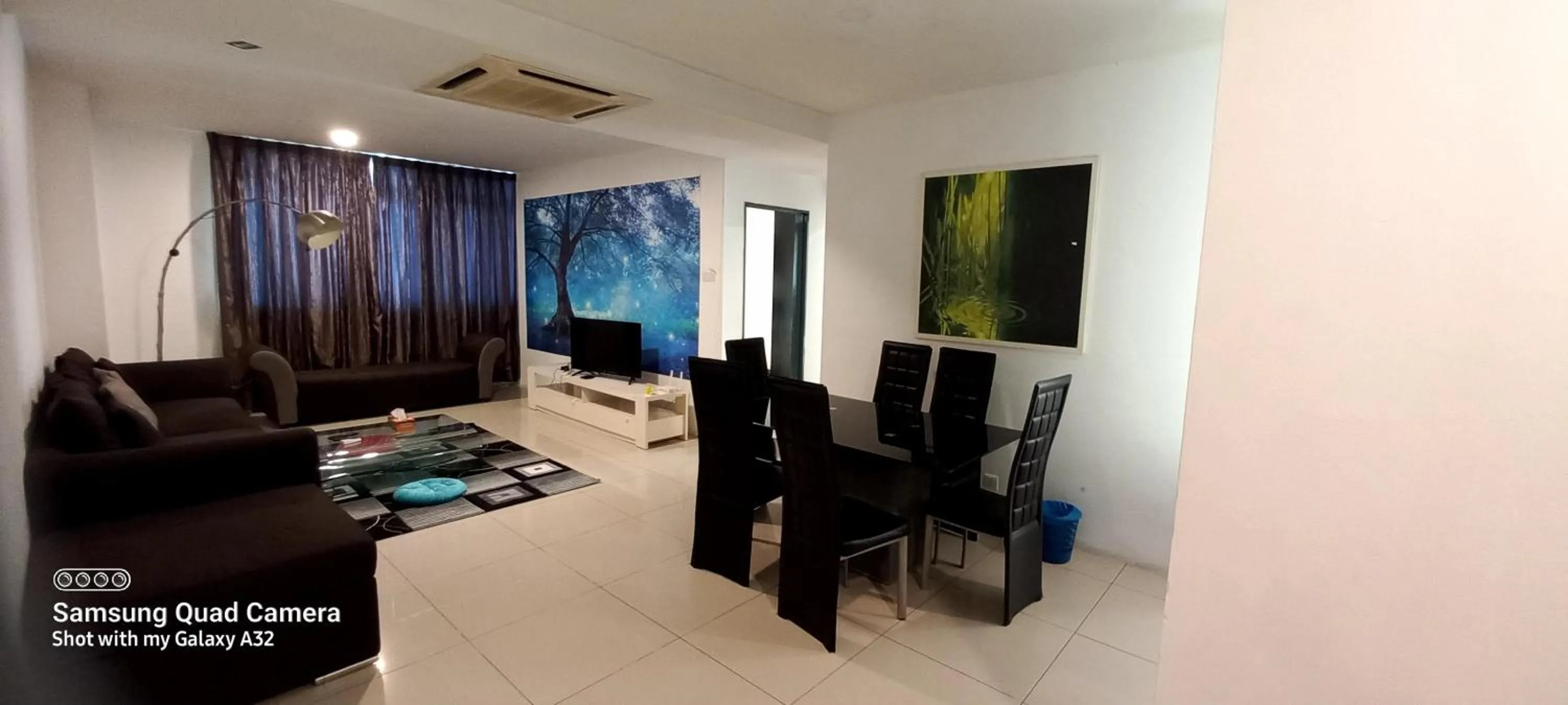 TV and multimedia in One Maxim Residence at Taragon