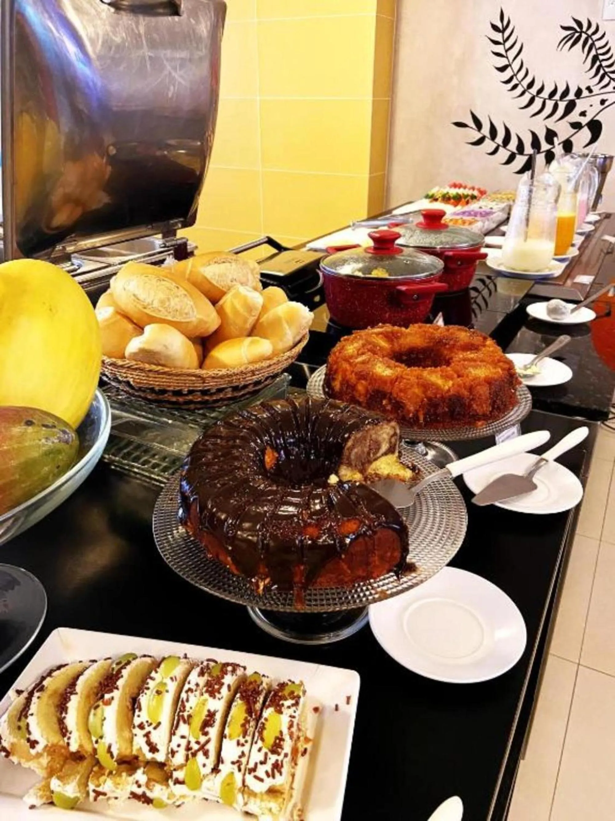 Food and drinks in Mural Living Hotel Manaus