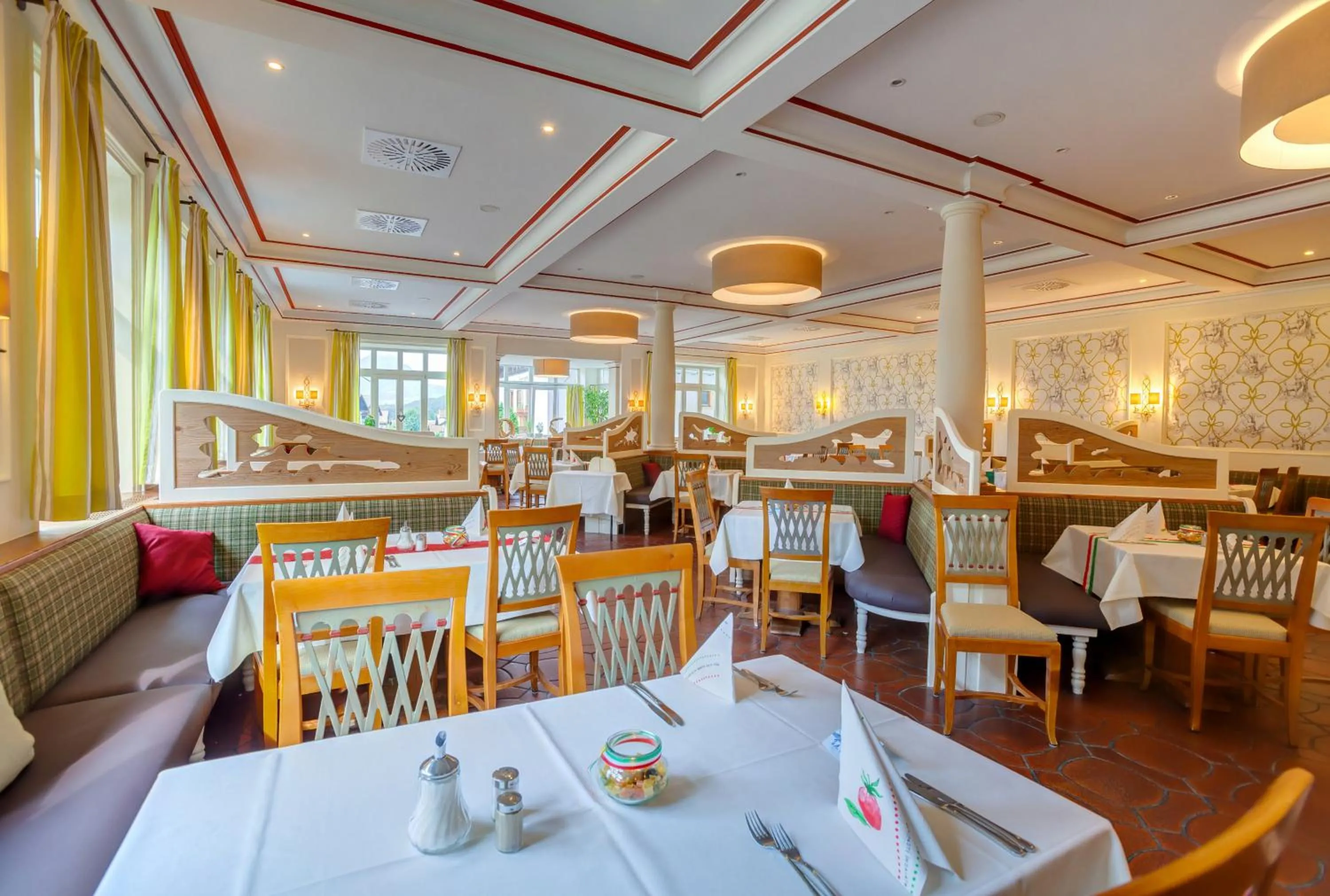 Restaurant/places to eat in Berghotel Hammersbach, Sure Hotel Collection by Best Western