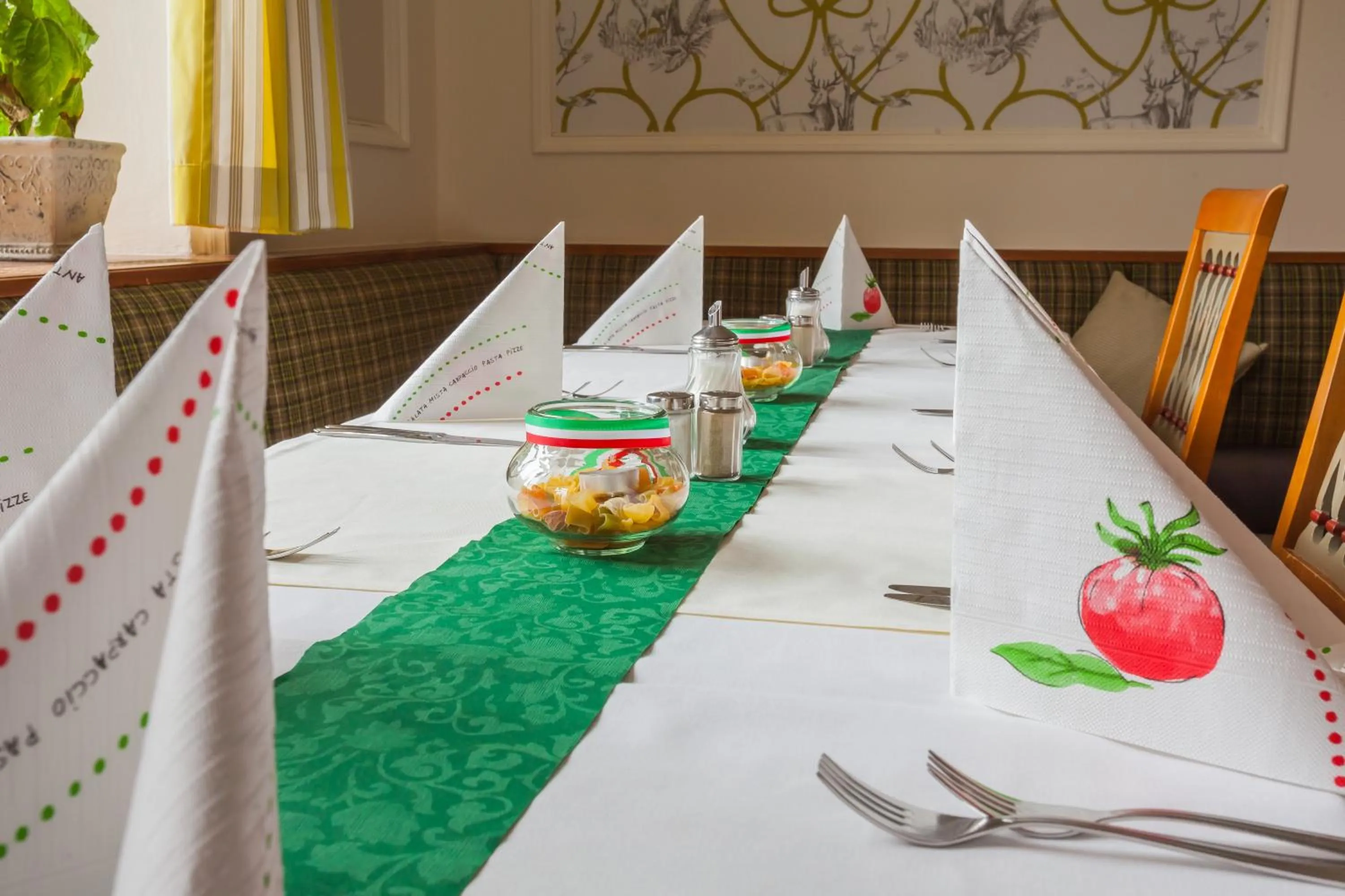 Restaurant/places to eat in Berghotel Hammersbach, Sure Hotel Collection by Best Western