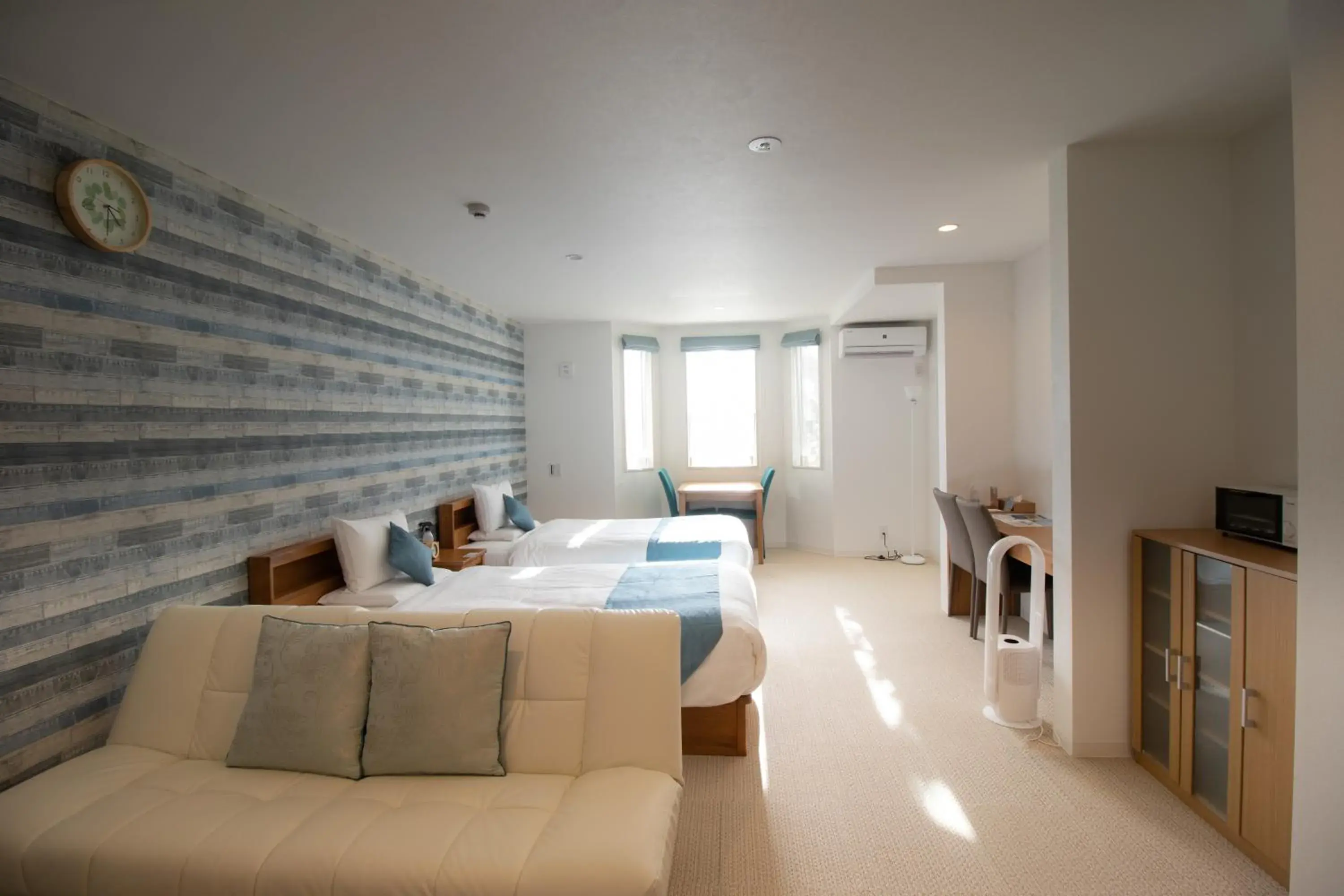 Comfort Twin Room in Hotel Santa Barbara Miyakojima Resort Comfort Twin Room in Hotel Santa Barbara Miyakojima Resort