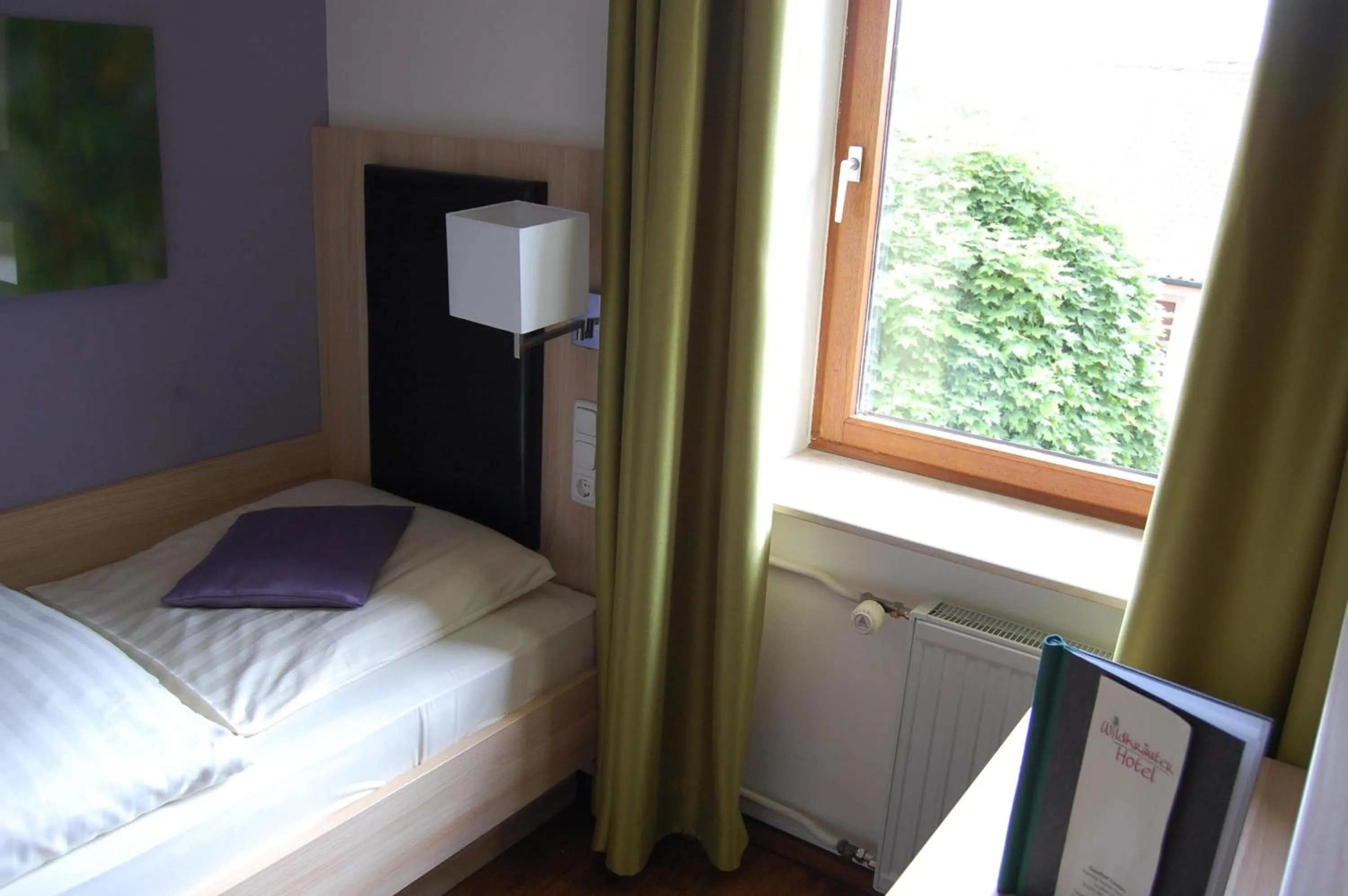 Bed in Gasthof Linden & Wildkräuterhotel