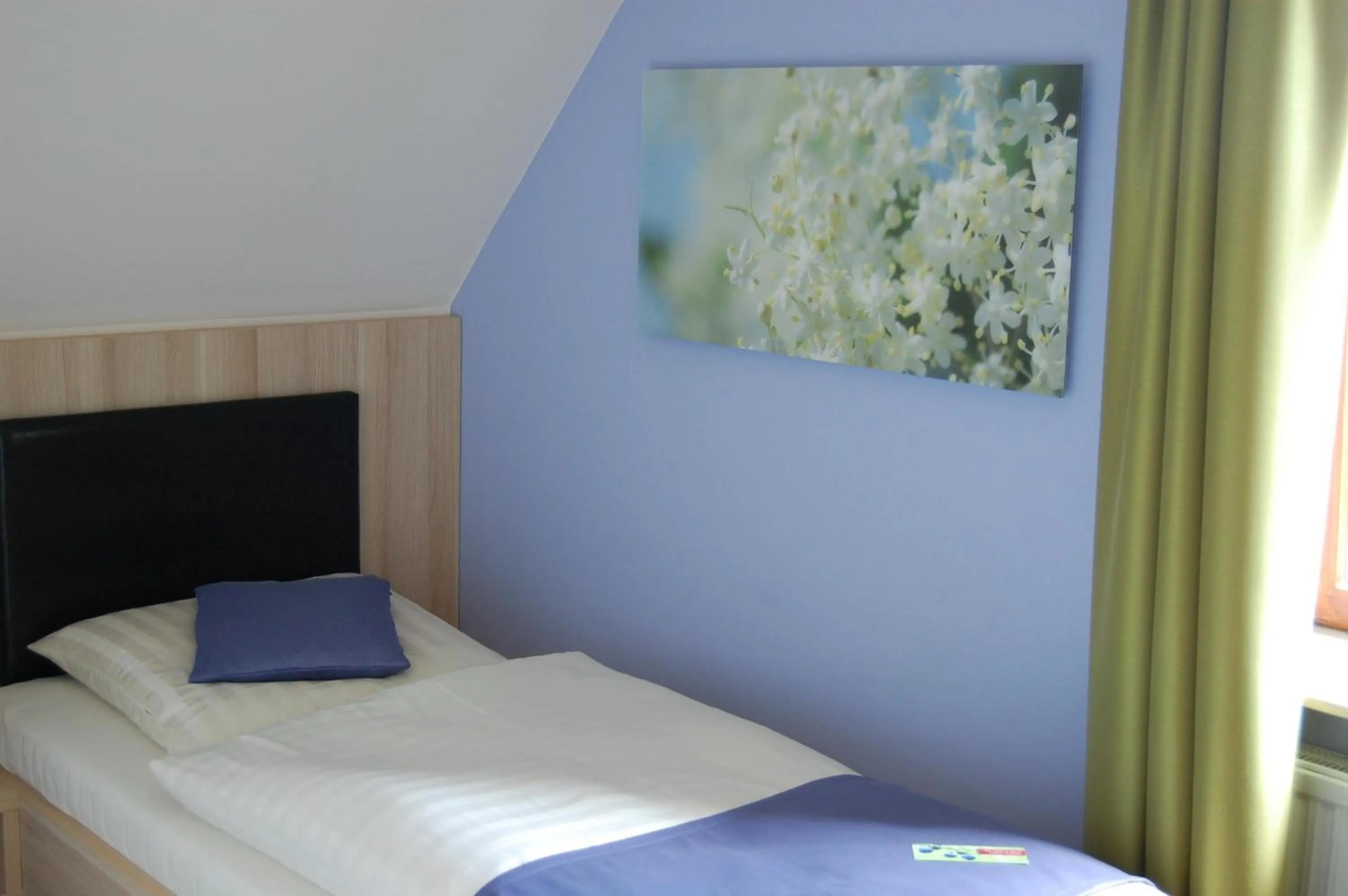 Bed in Gasthof Linden & Wildkräuterhotel