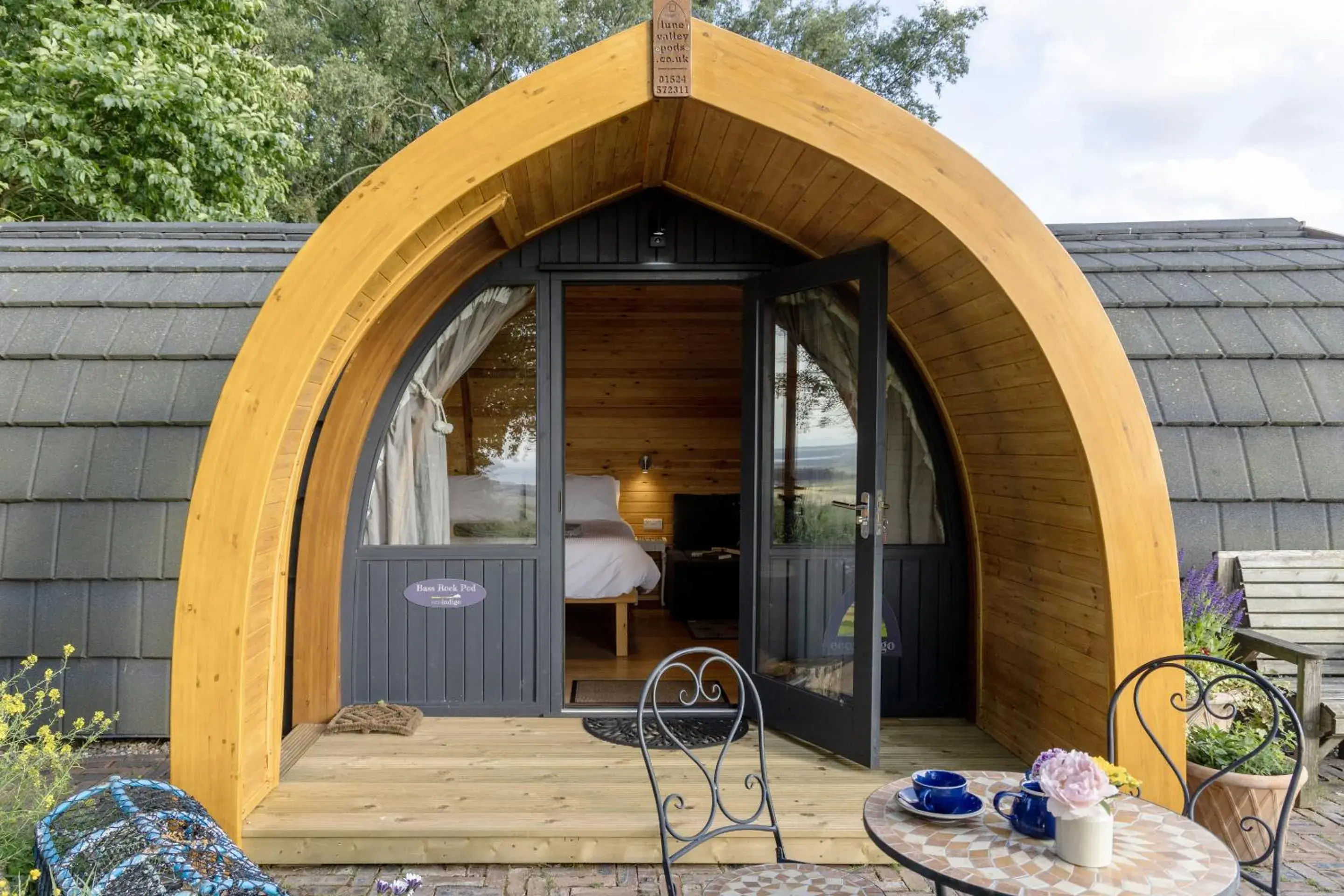 Property building in Eco Indigo Property building in Eco Indigo