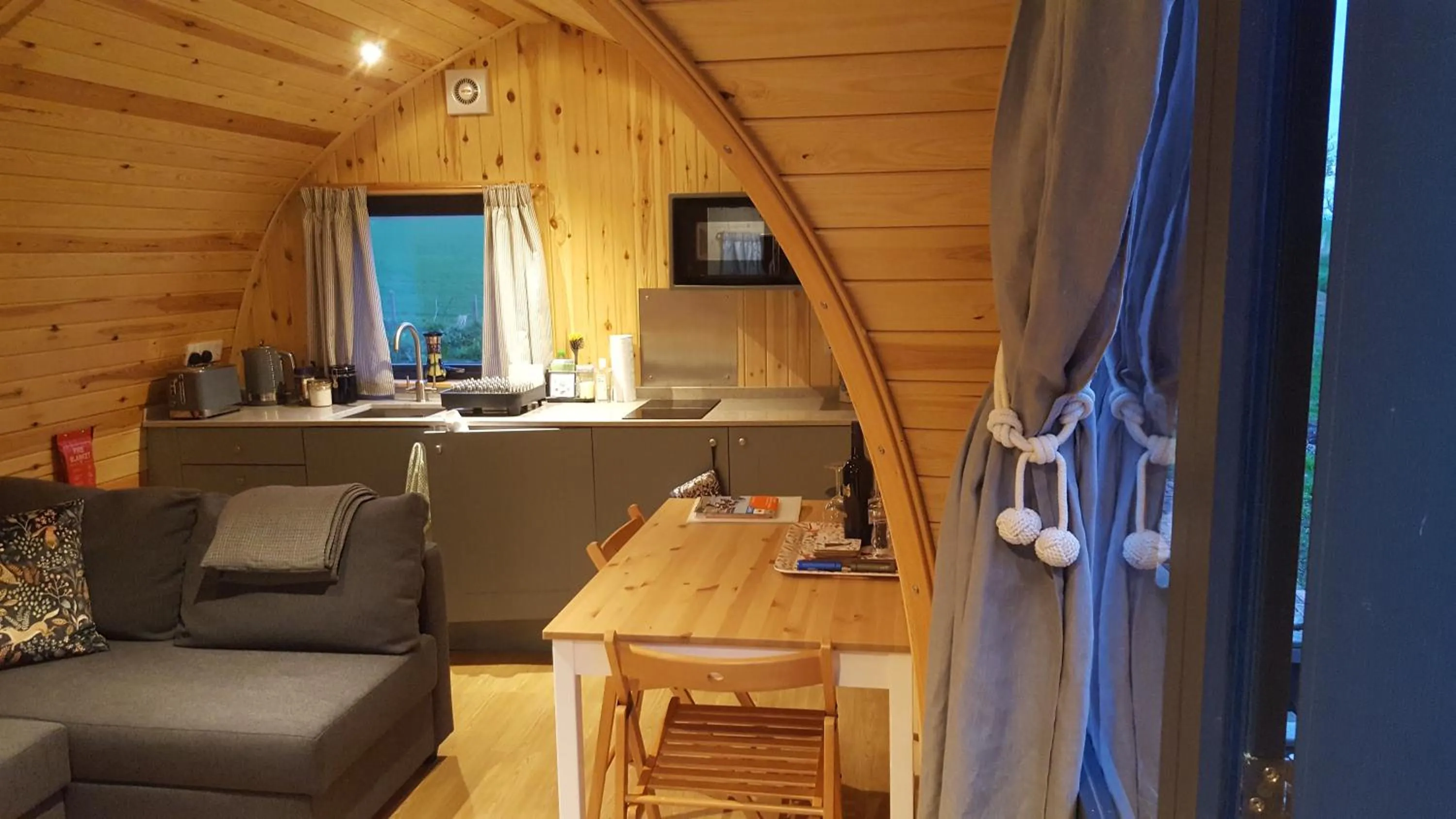 Kitchen or kitchenette in Eco Indigo