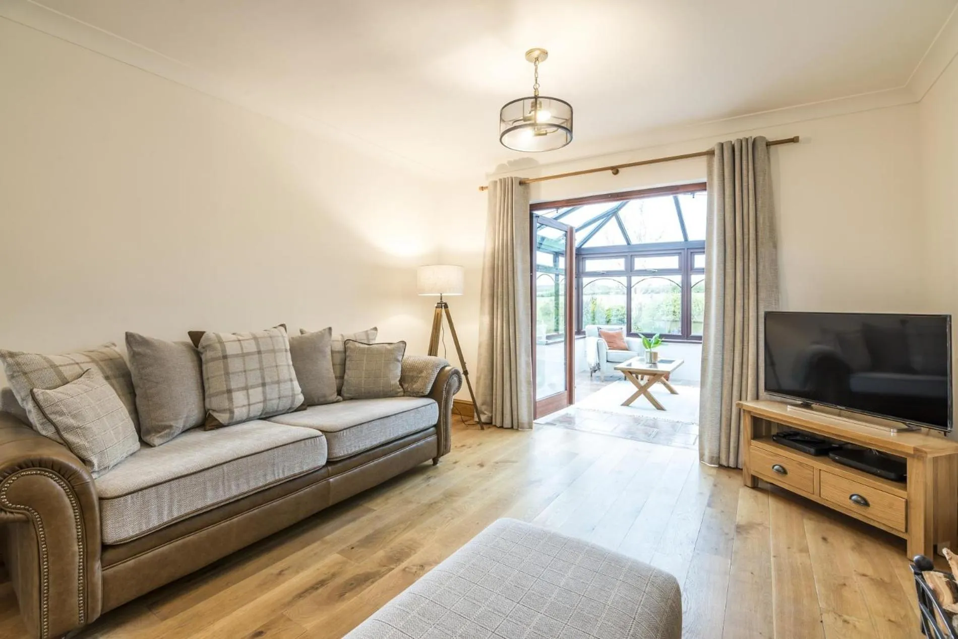 Floor plan in French Fields - 4 Bedroom House - St Florence