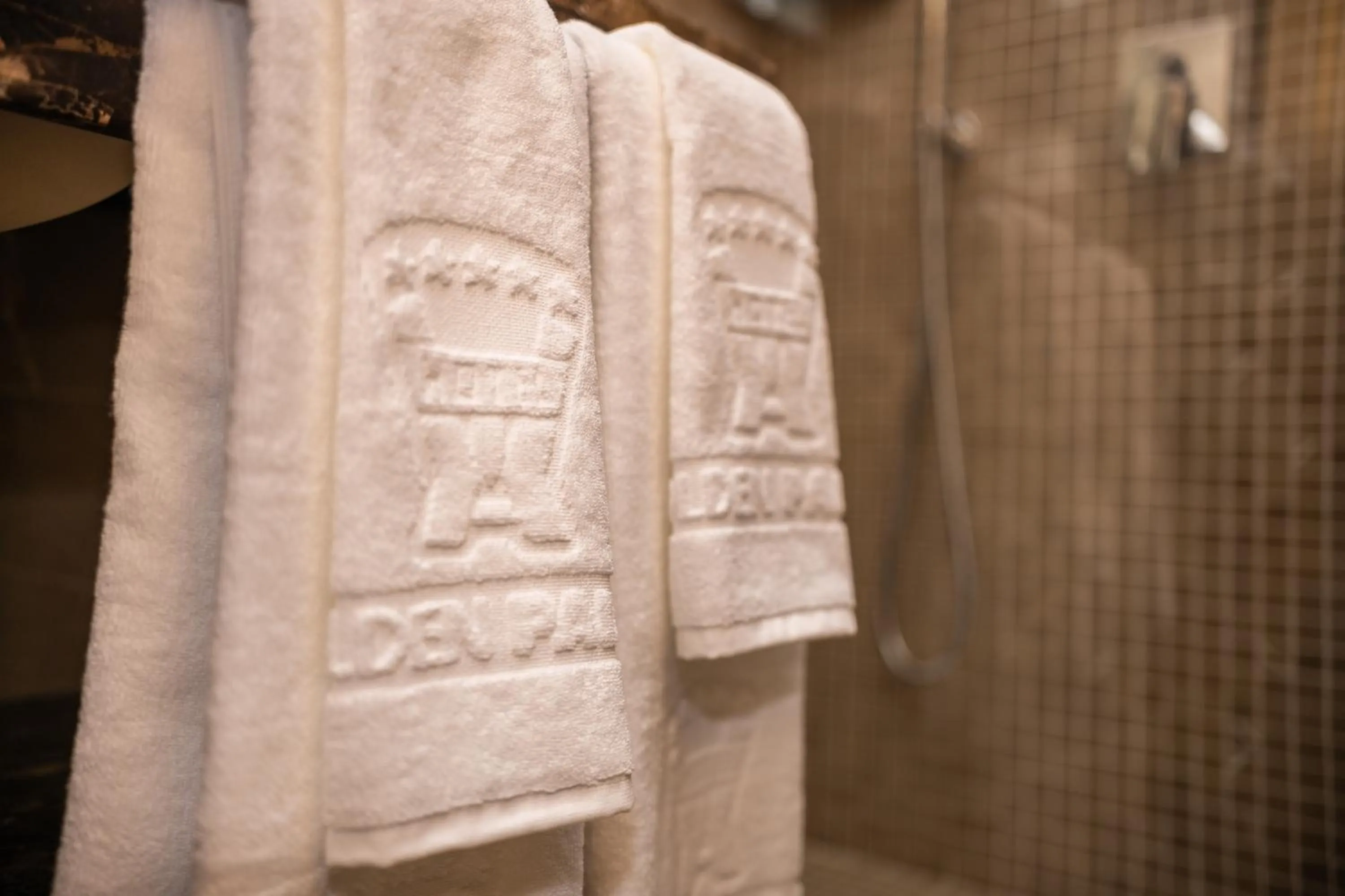 Bathroom in Hotel Golden Palace