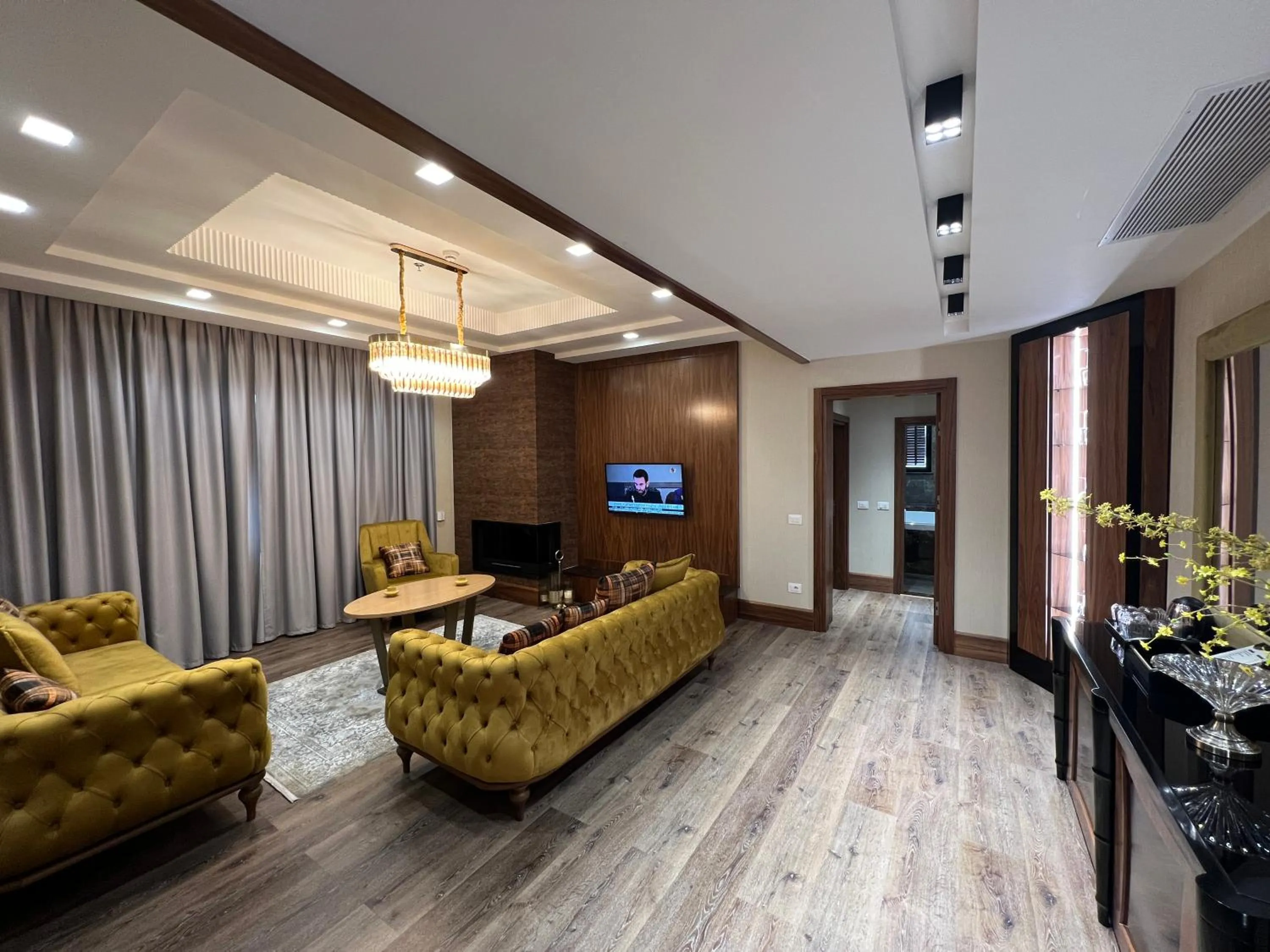 Seating area in Hotel Golden Palace