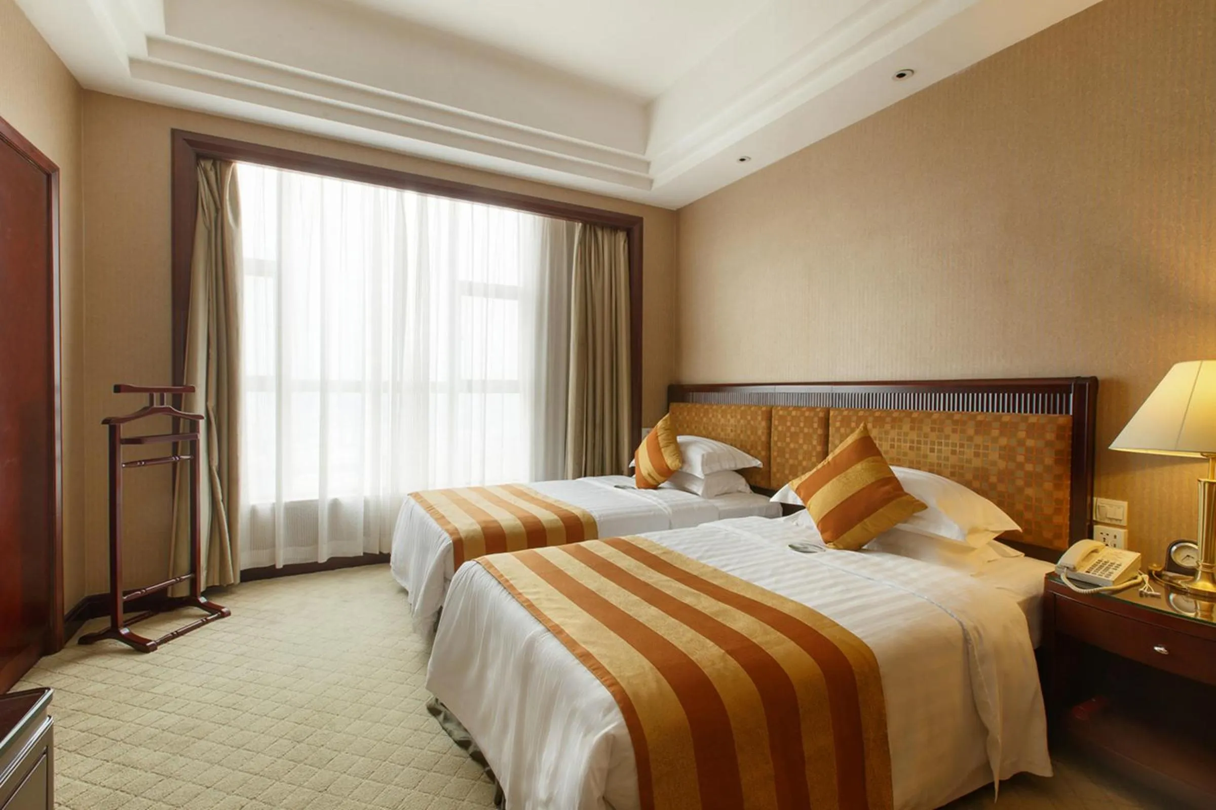 Day in Grand Royal Hotel