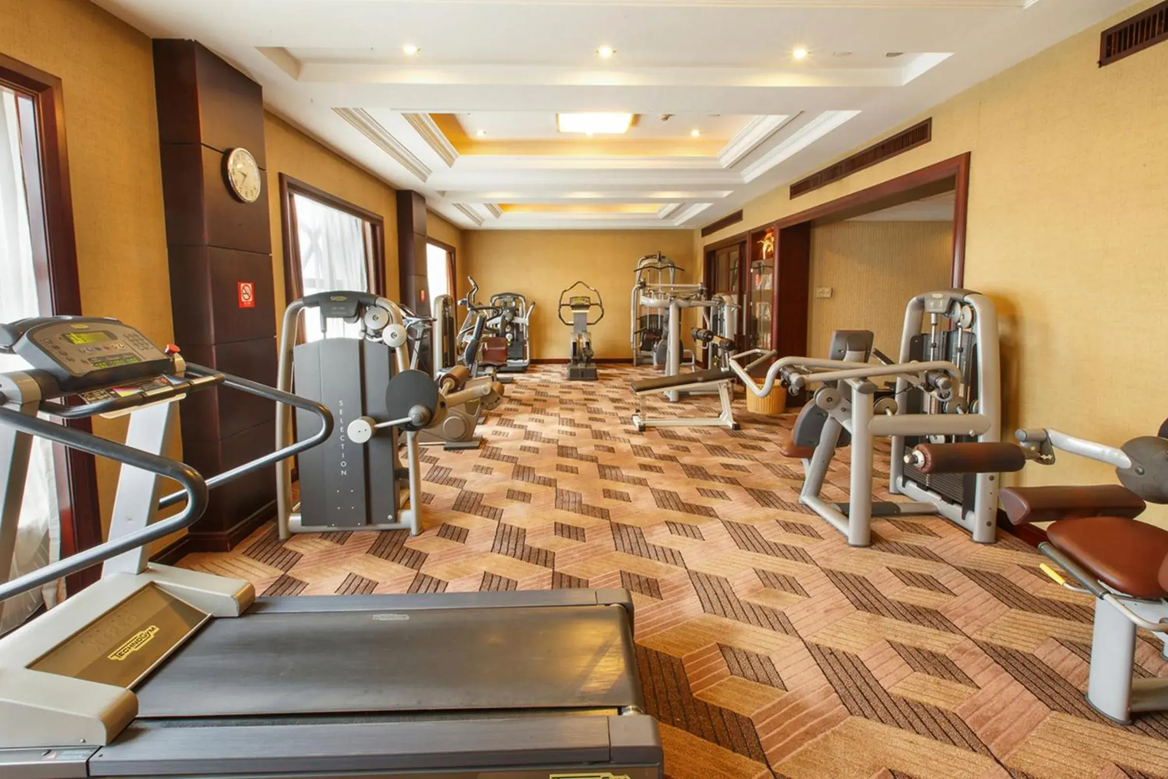 Fitness centre/facilities, Fitness Center/Facilities in Grand Royal Hotel