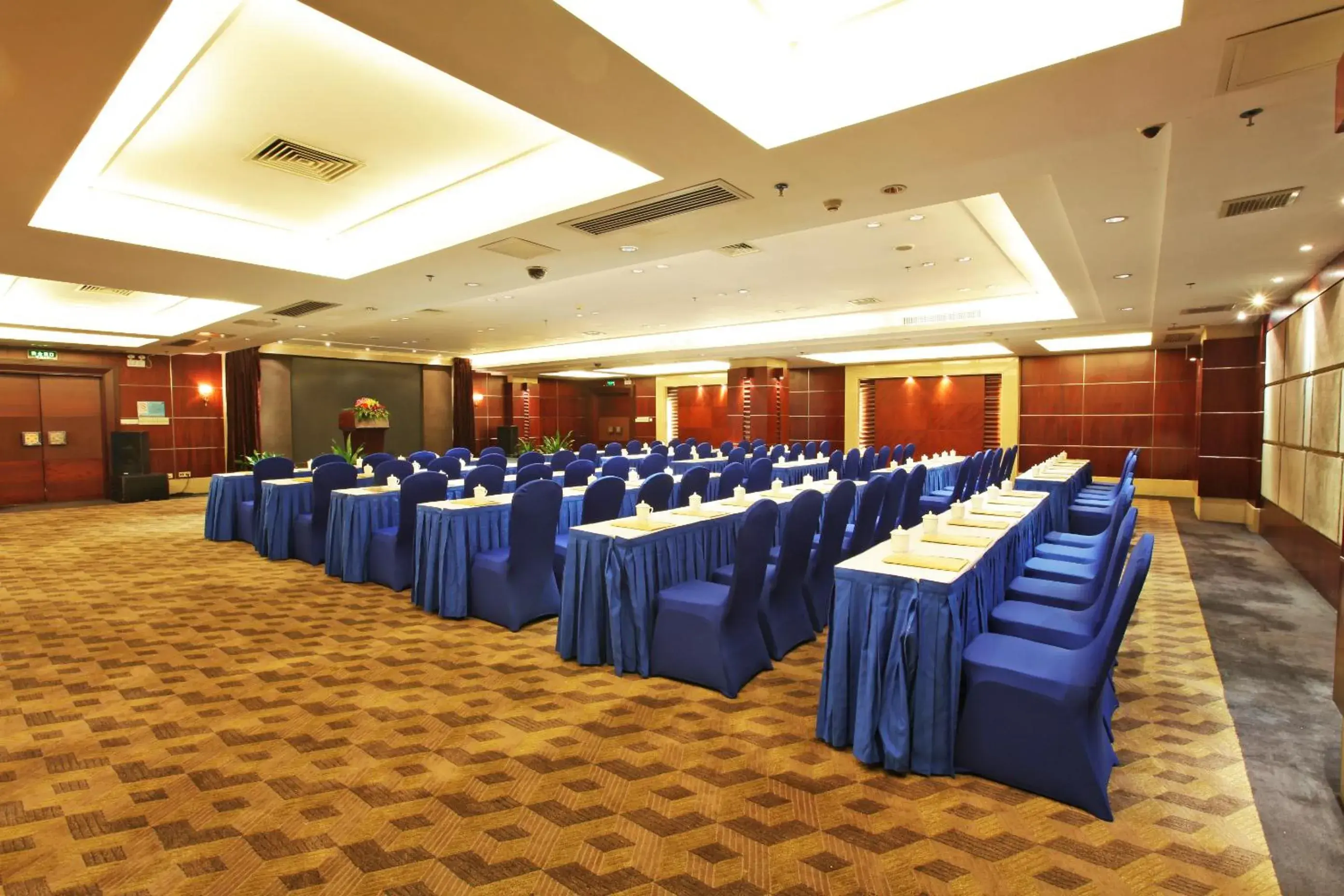 Business facilities in Grand Royal Hotel