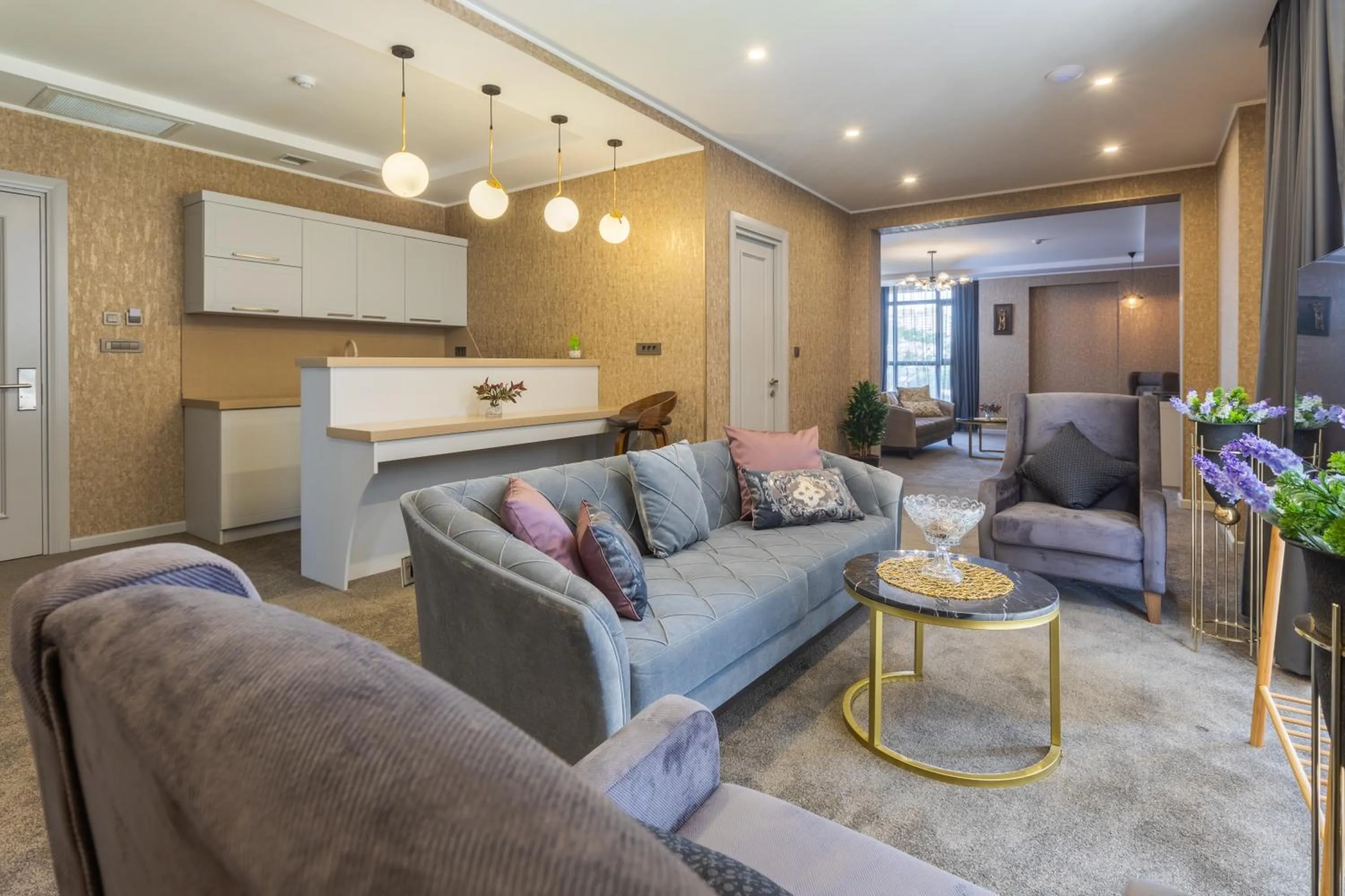 TV and multimedia in Premium Park Hotel