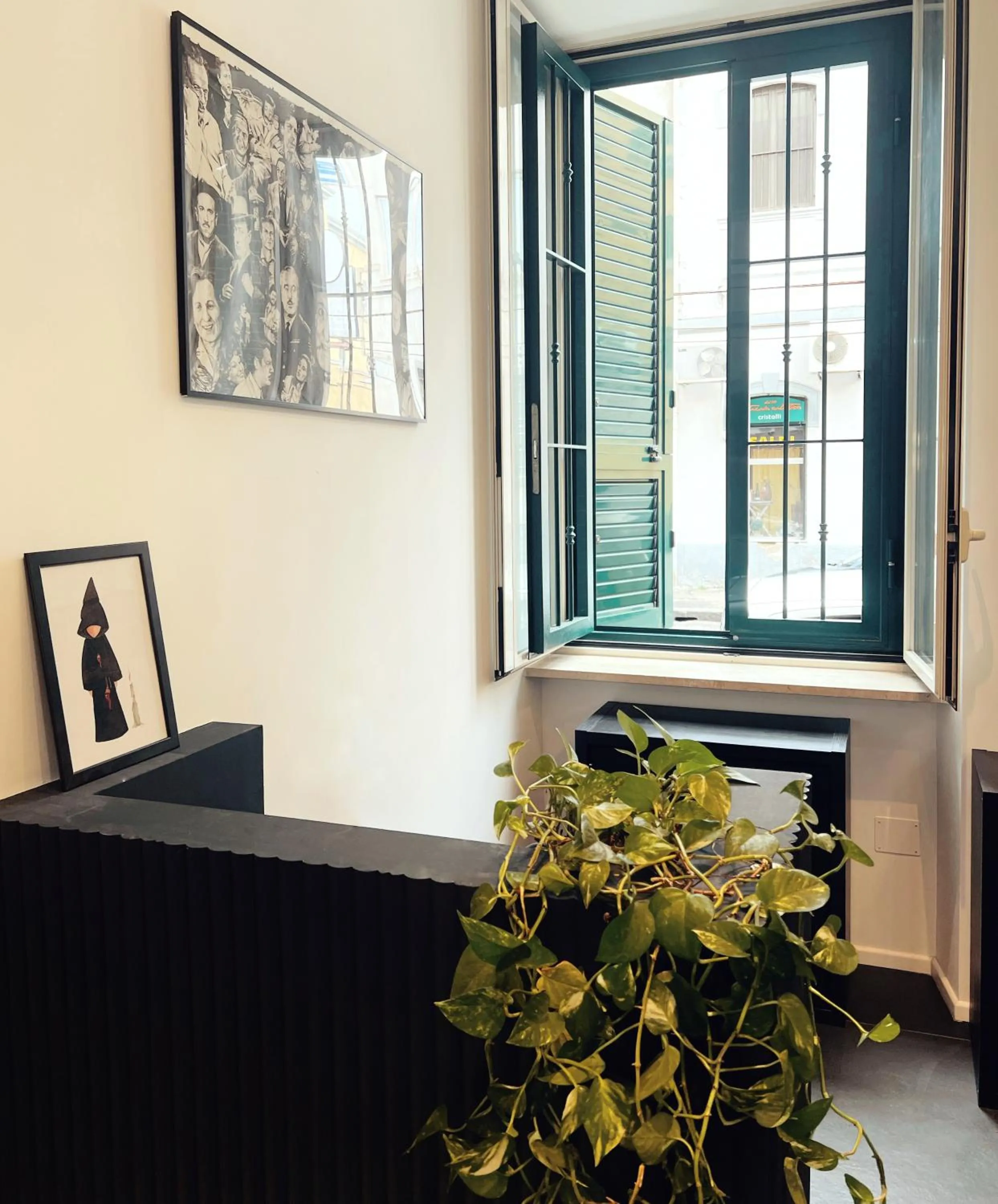 Lobby or reception in LH51 Rooms