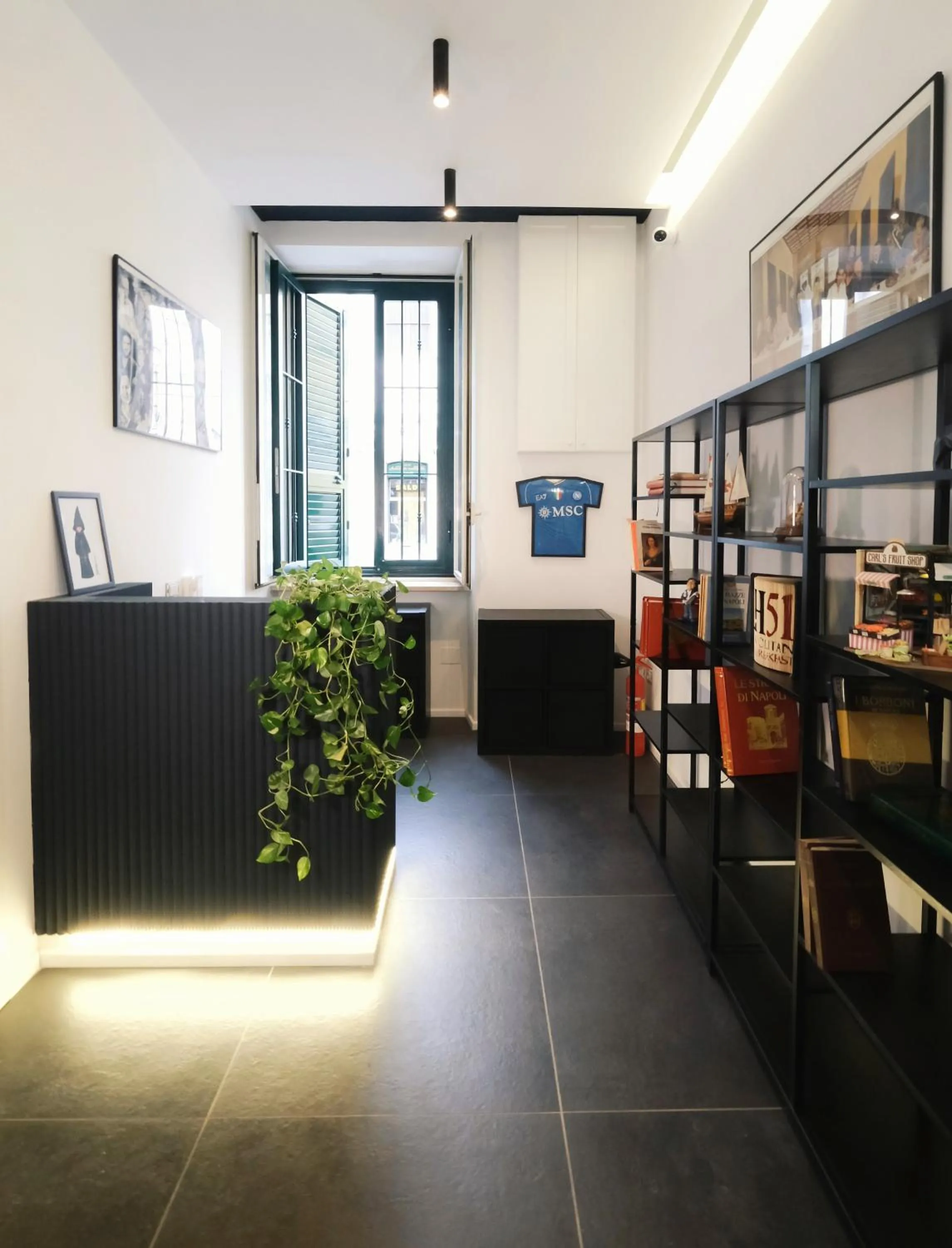 Lobby or reception in LH51 Rooms