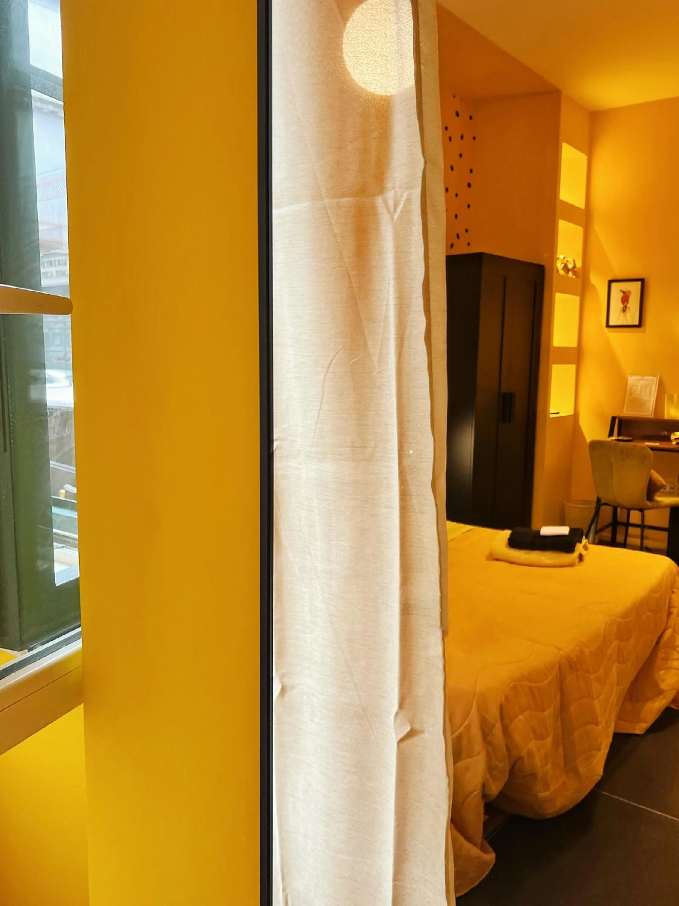 Bedroom in LH51 Rooms