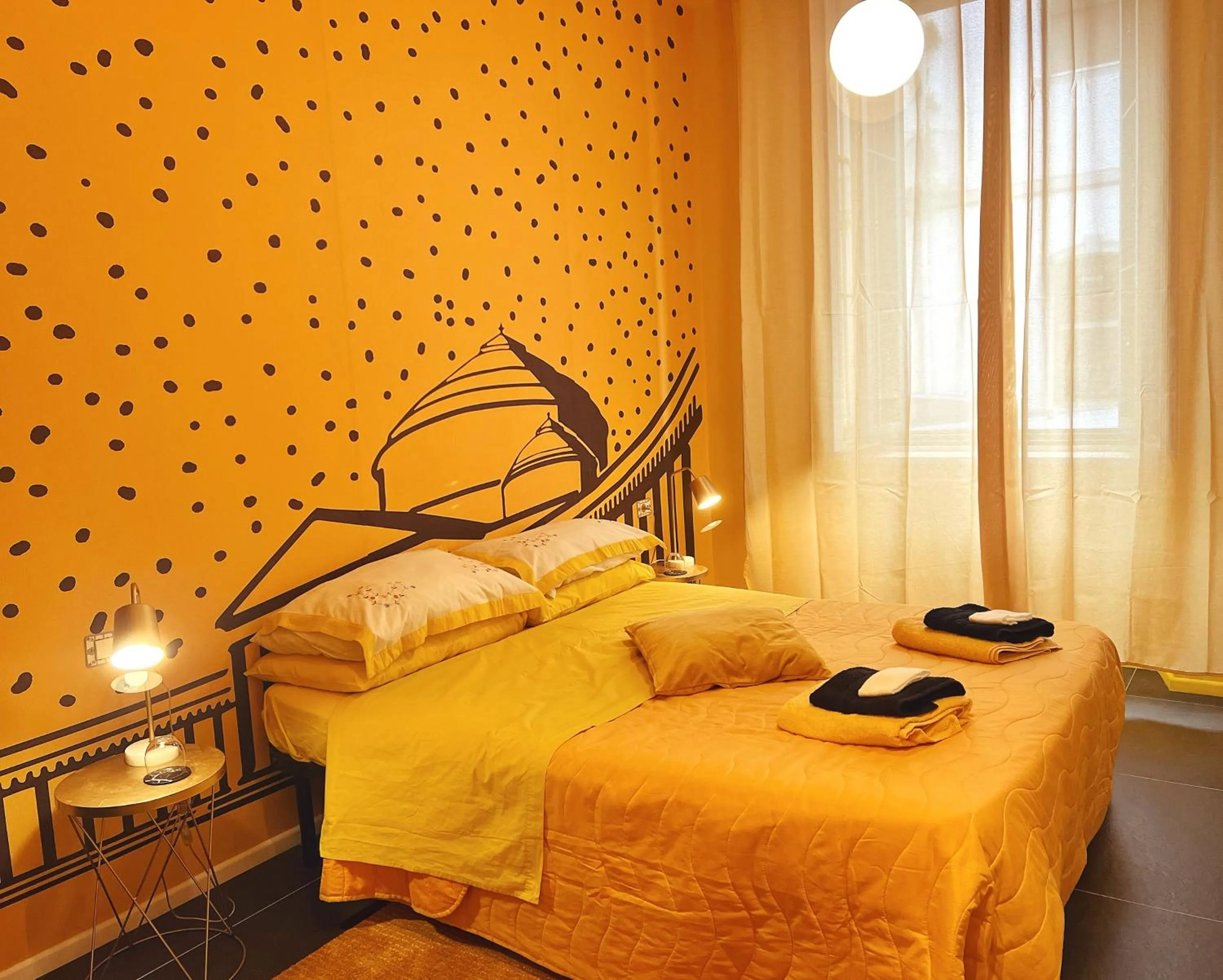 Bedroom, Bed in LH51 Rooms