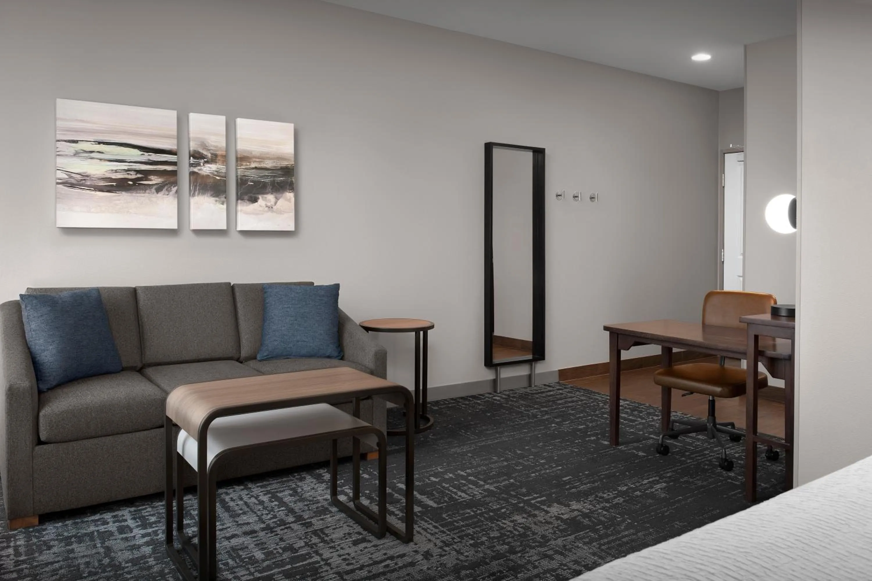 Living room in Homewood Suites by Hilton Seattle/Lynnwood