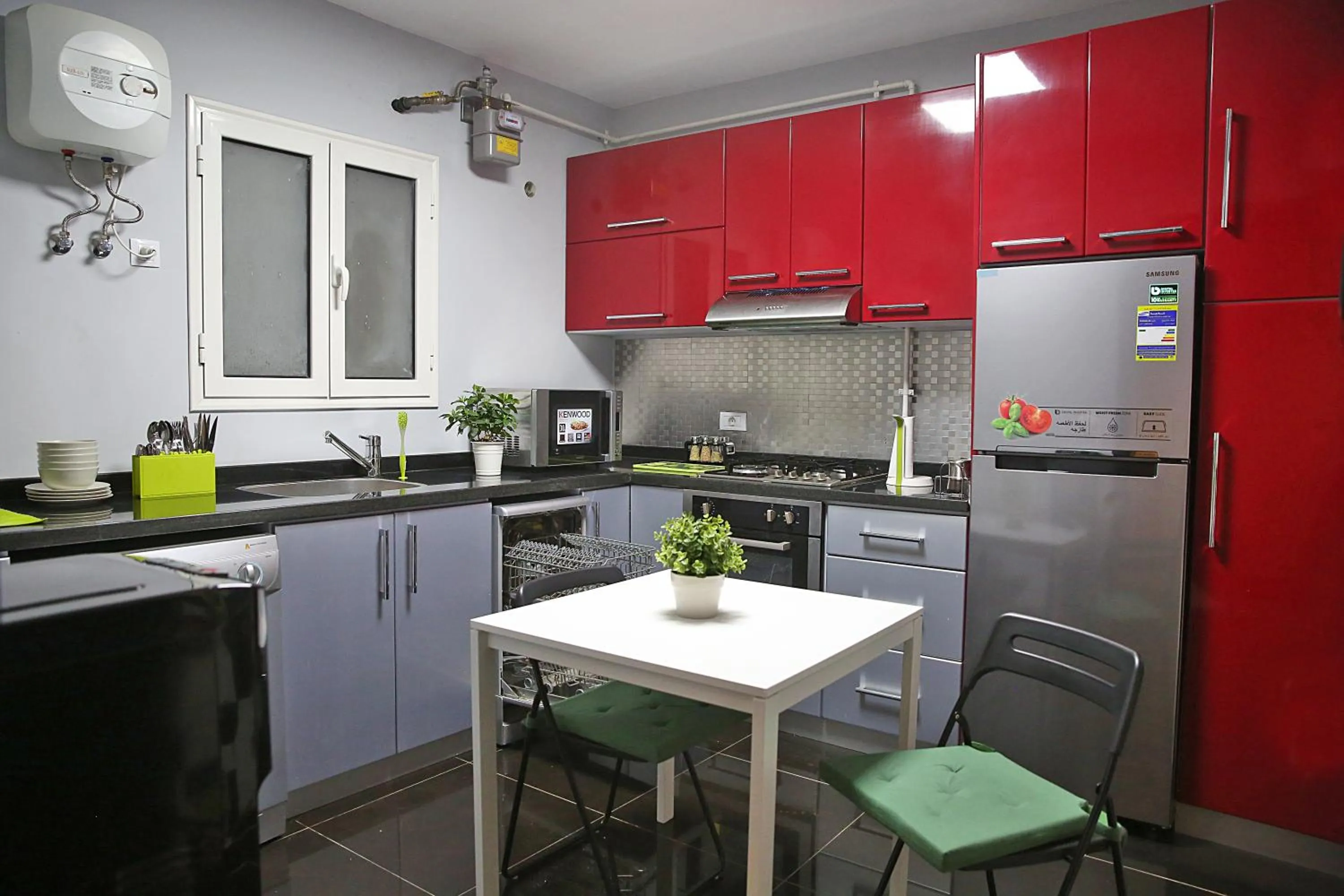 Kitchen or kitchenette in AlAshrafia Smart Residence