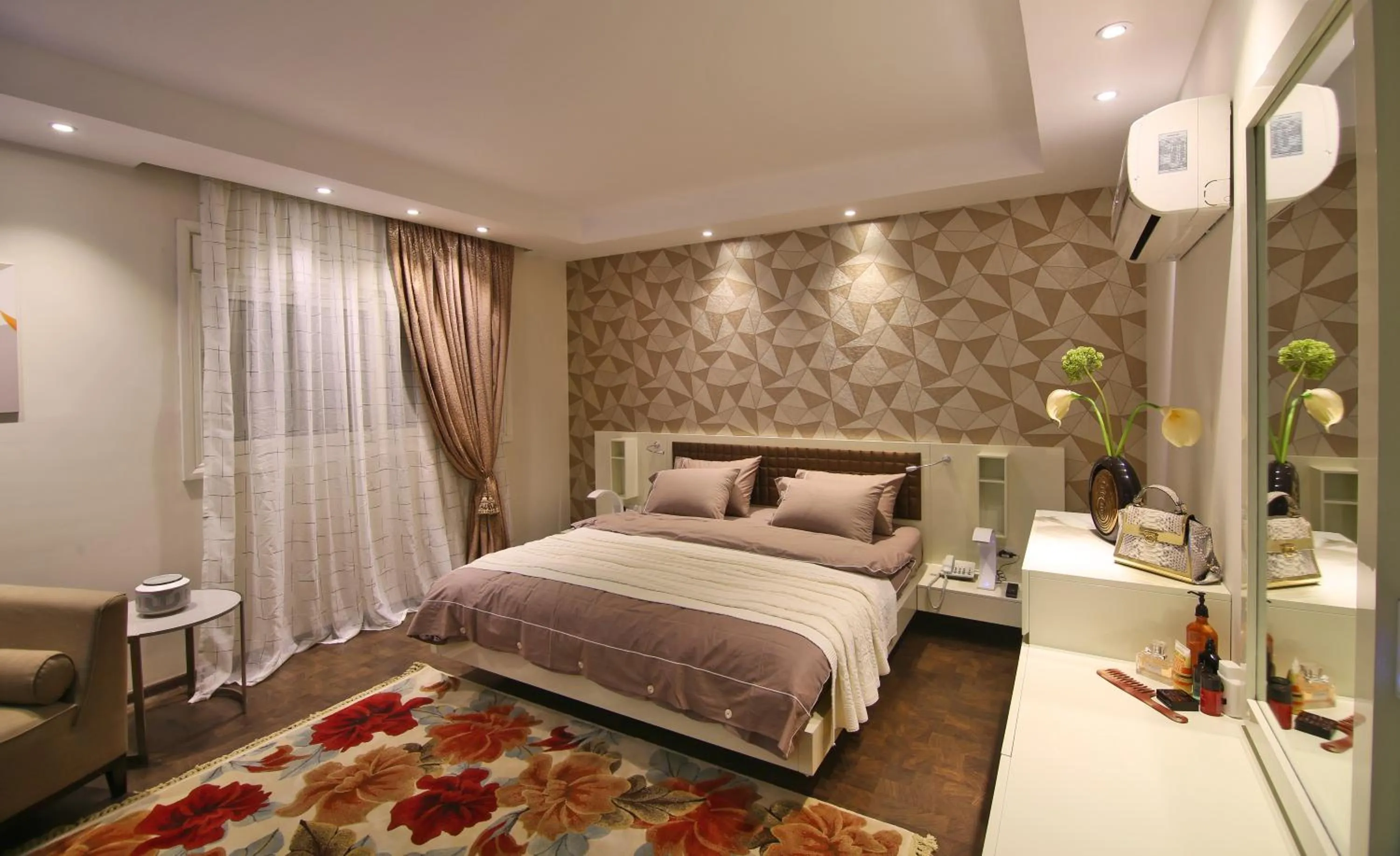 Bedroom, Bed in AlAshrafia Smart Residence