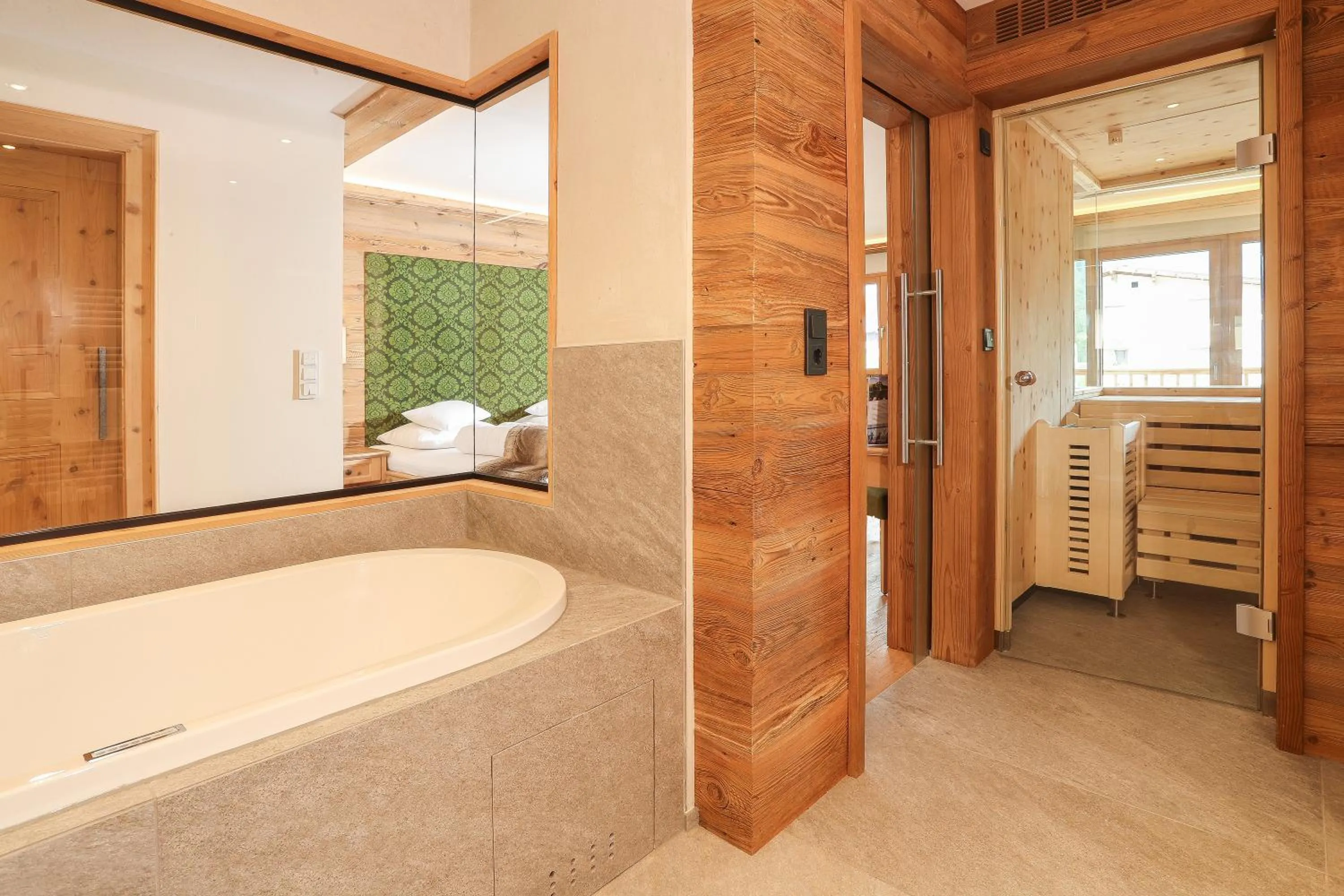 Bathroom, Bed in Verwöhnhotel Kristall