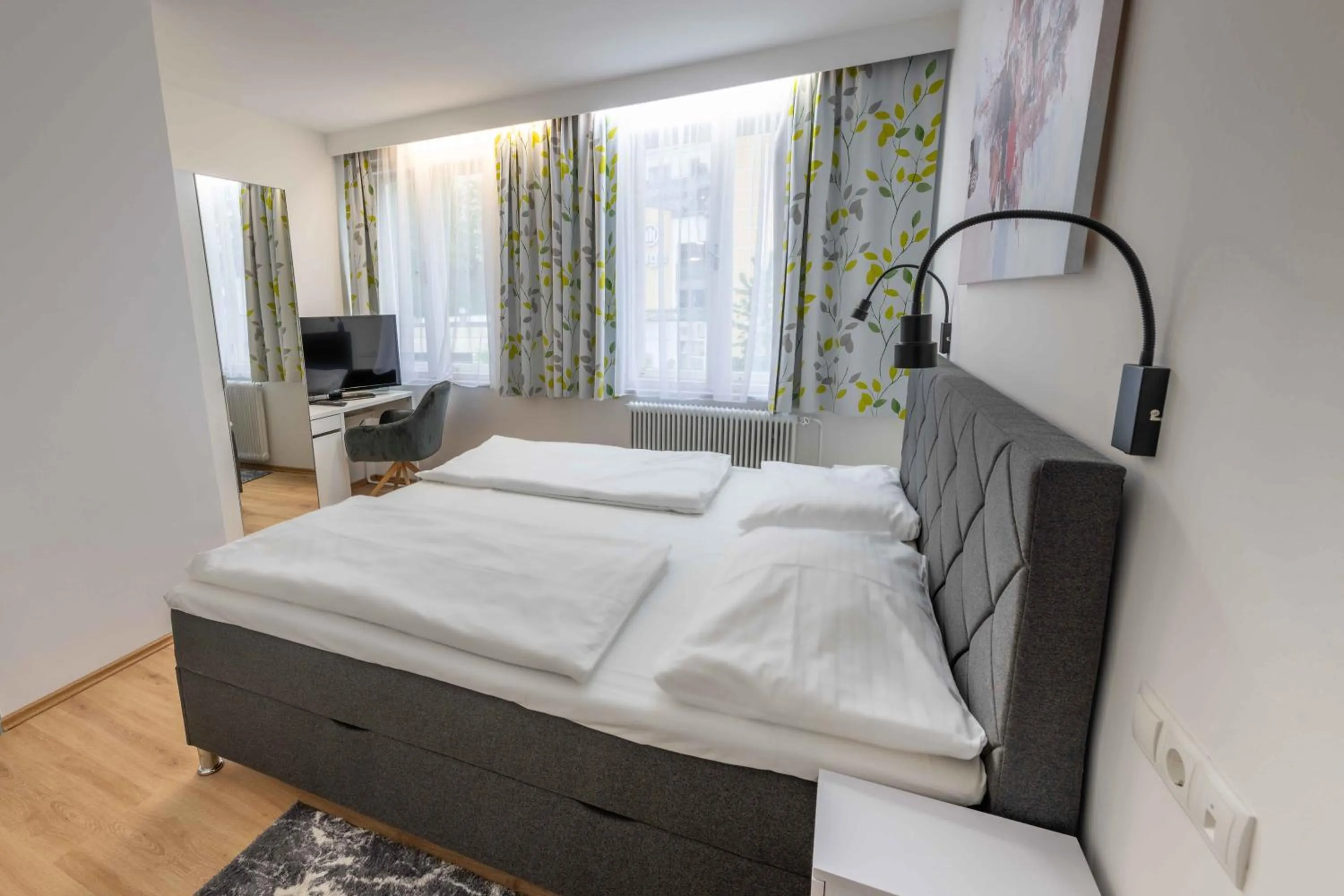 Photo of the whole room, Bed in Hotel Anker