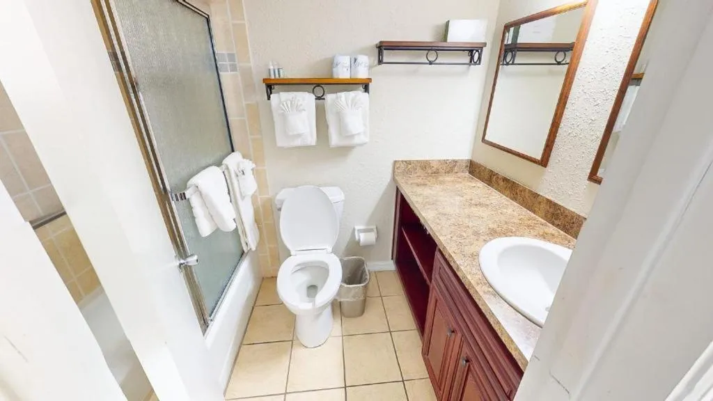Shower in Ocean Landings Resort