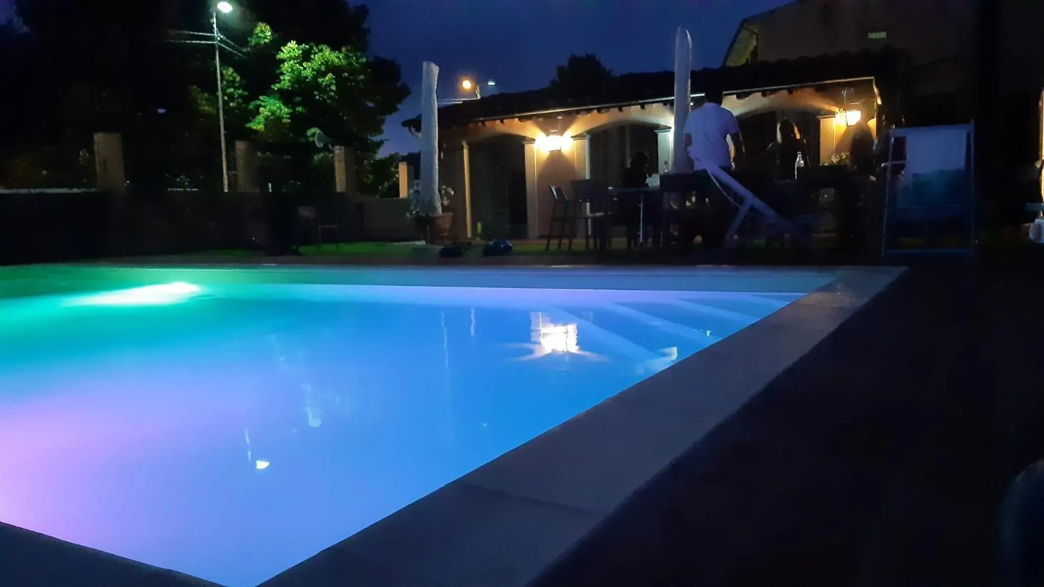 Garden Relays Villa Rosy
