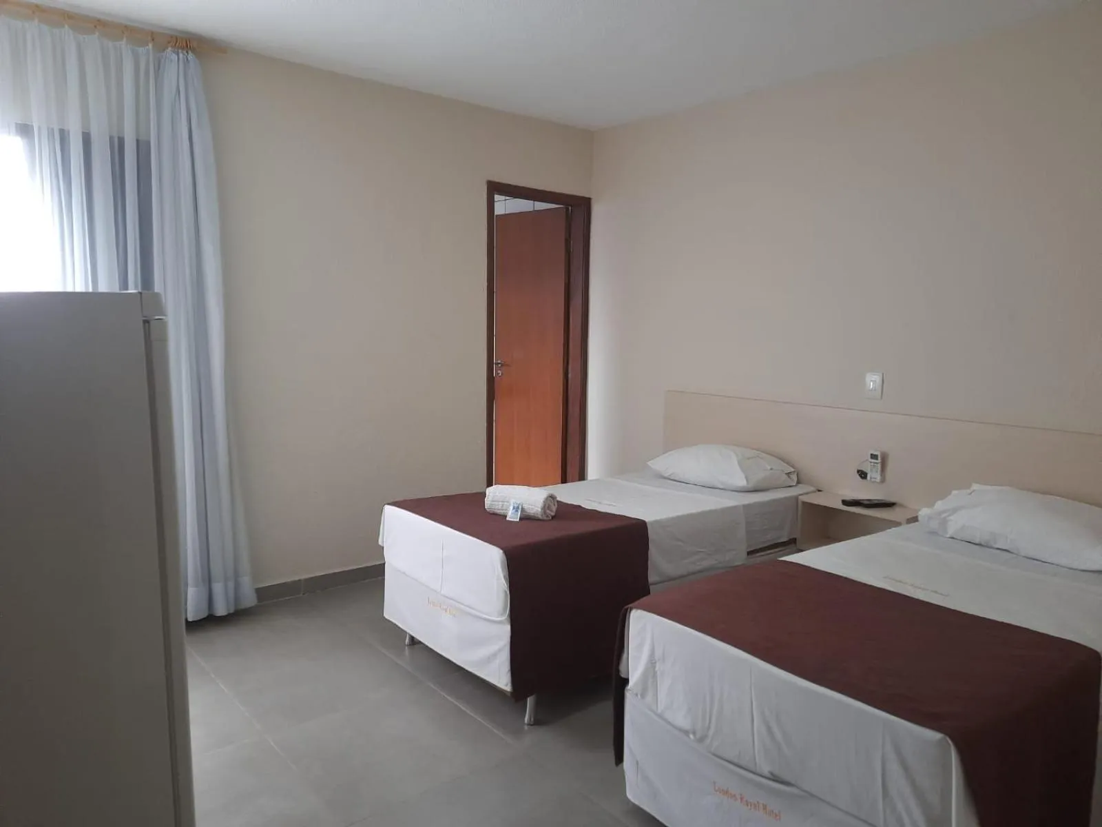 Bed in Londres Royal Hotel