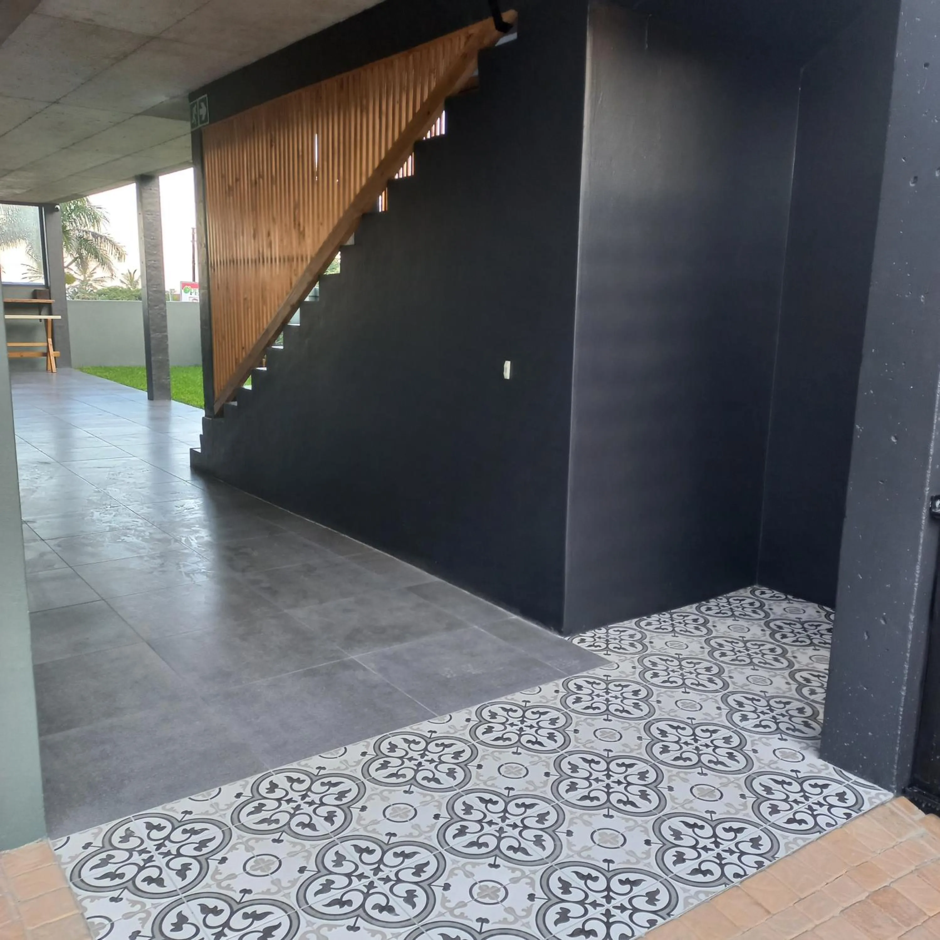 Le Bezz Guesthouse