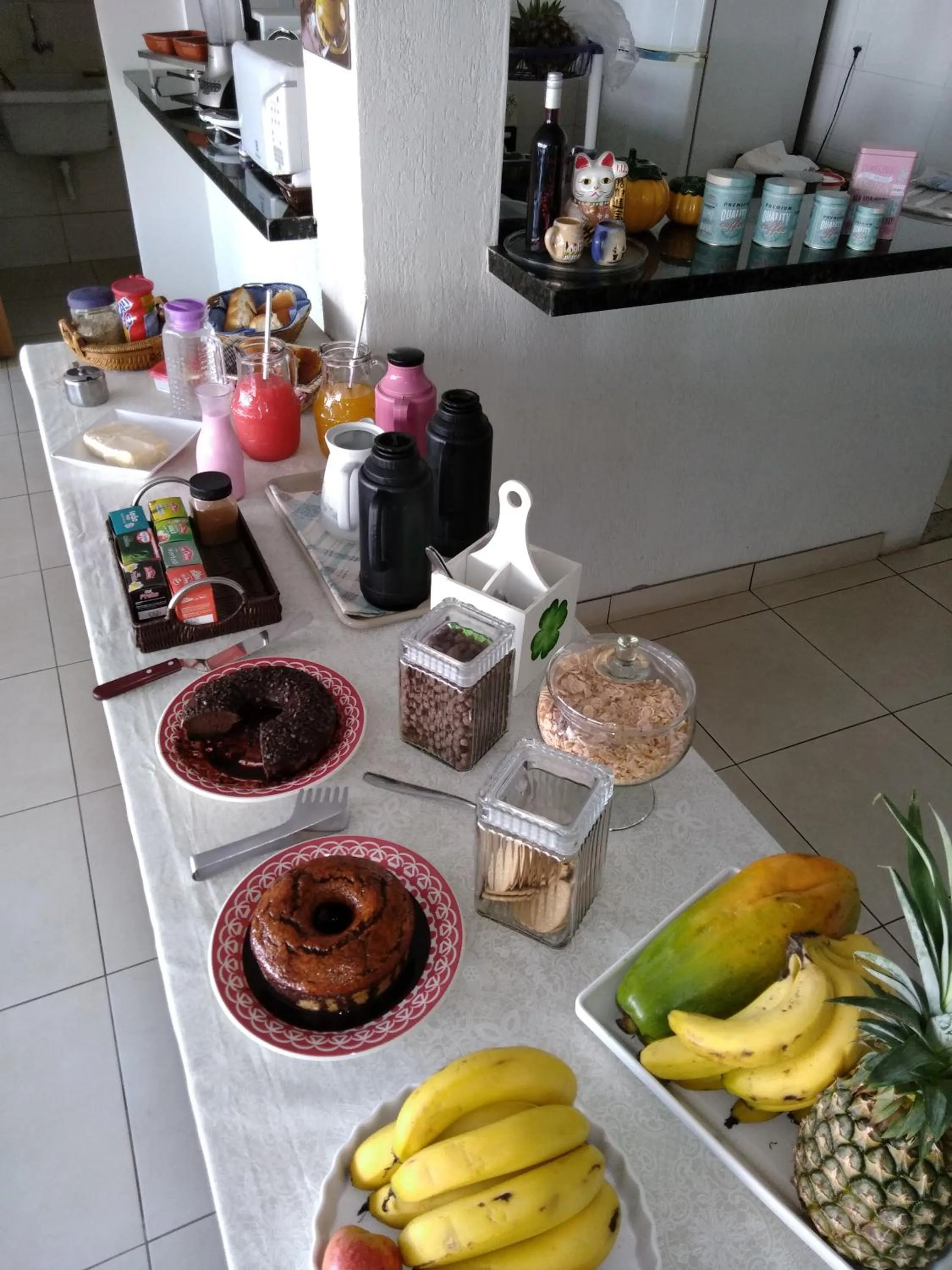Food and drinks in Ipê Rosa Hotel