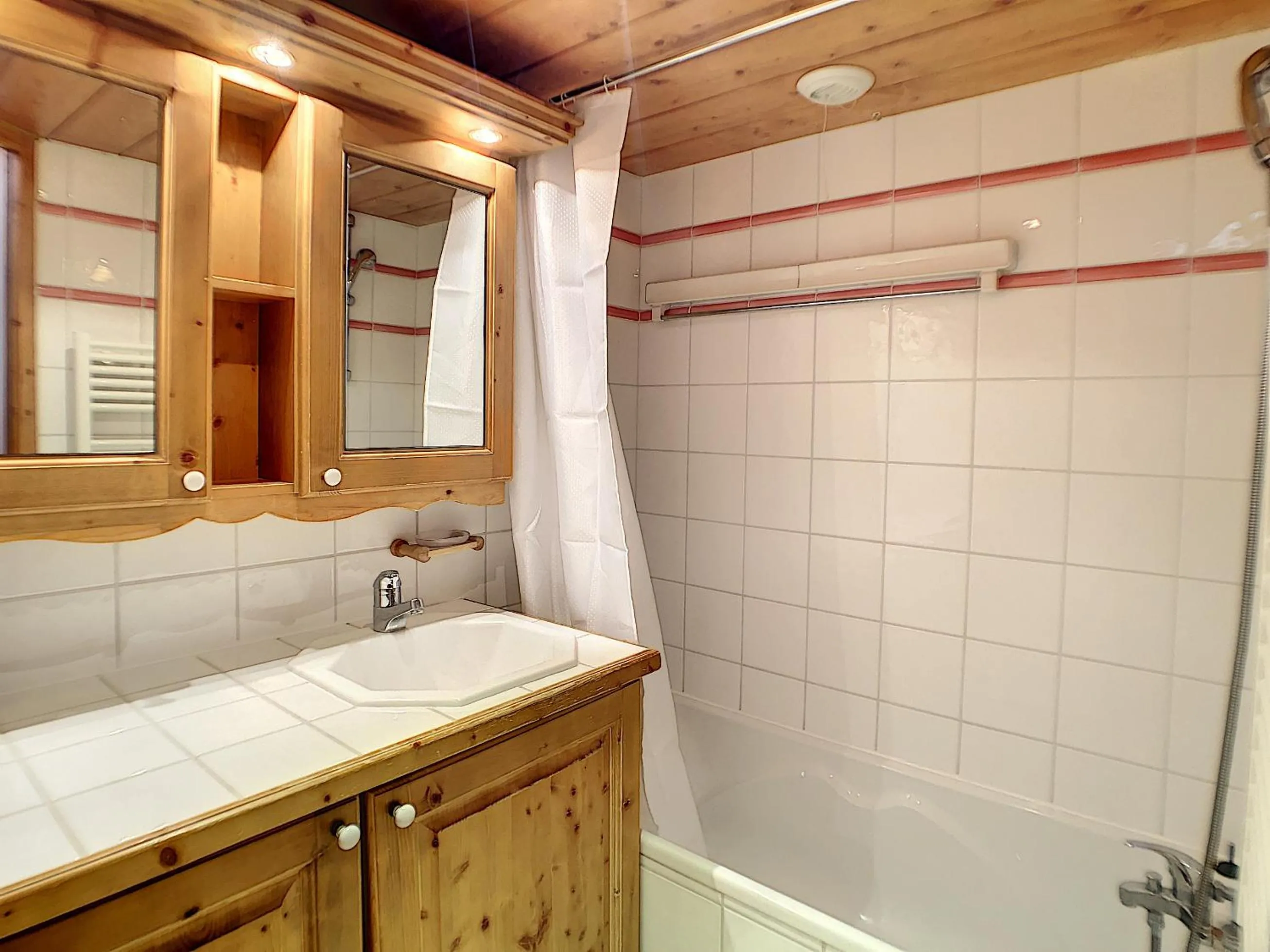 Bathroom in Les Alpages de Reberty