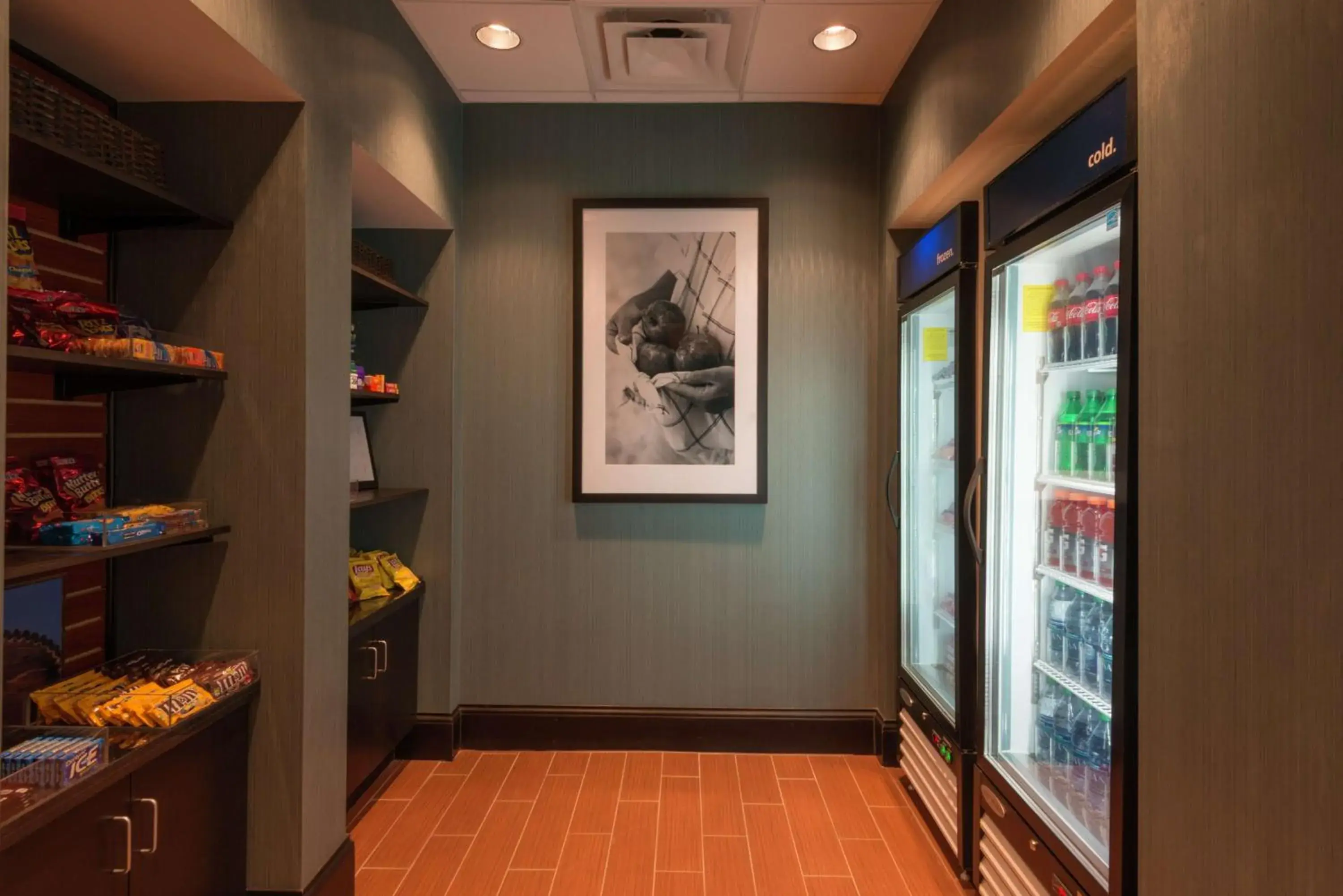 Restaurant/places to eat in Hampton Inn & Suites Clarksville Restaurant/places to eat in Hampton Inn & Suites Clarksville