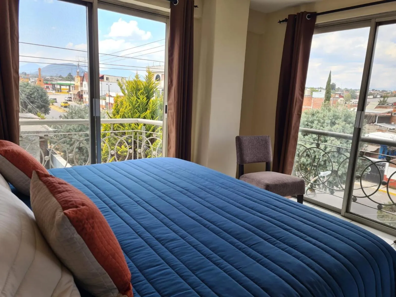 View (from property/room), Bed in Hotel Santa Fe