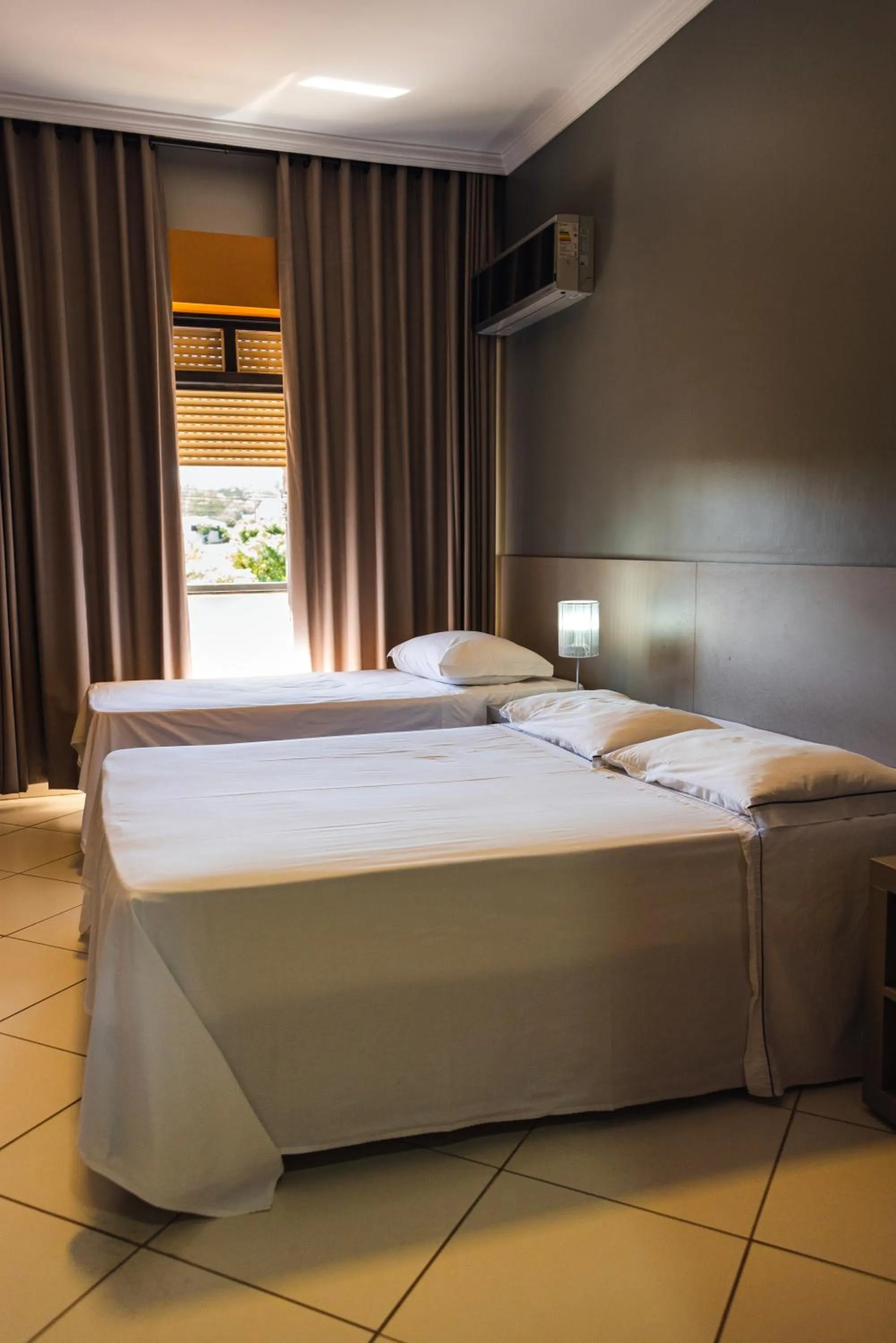 Bed in Treville Hotel