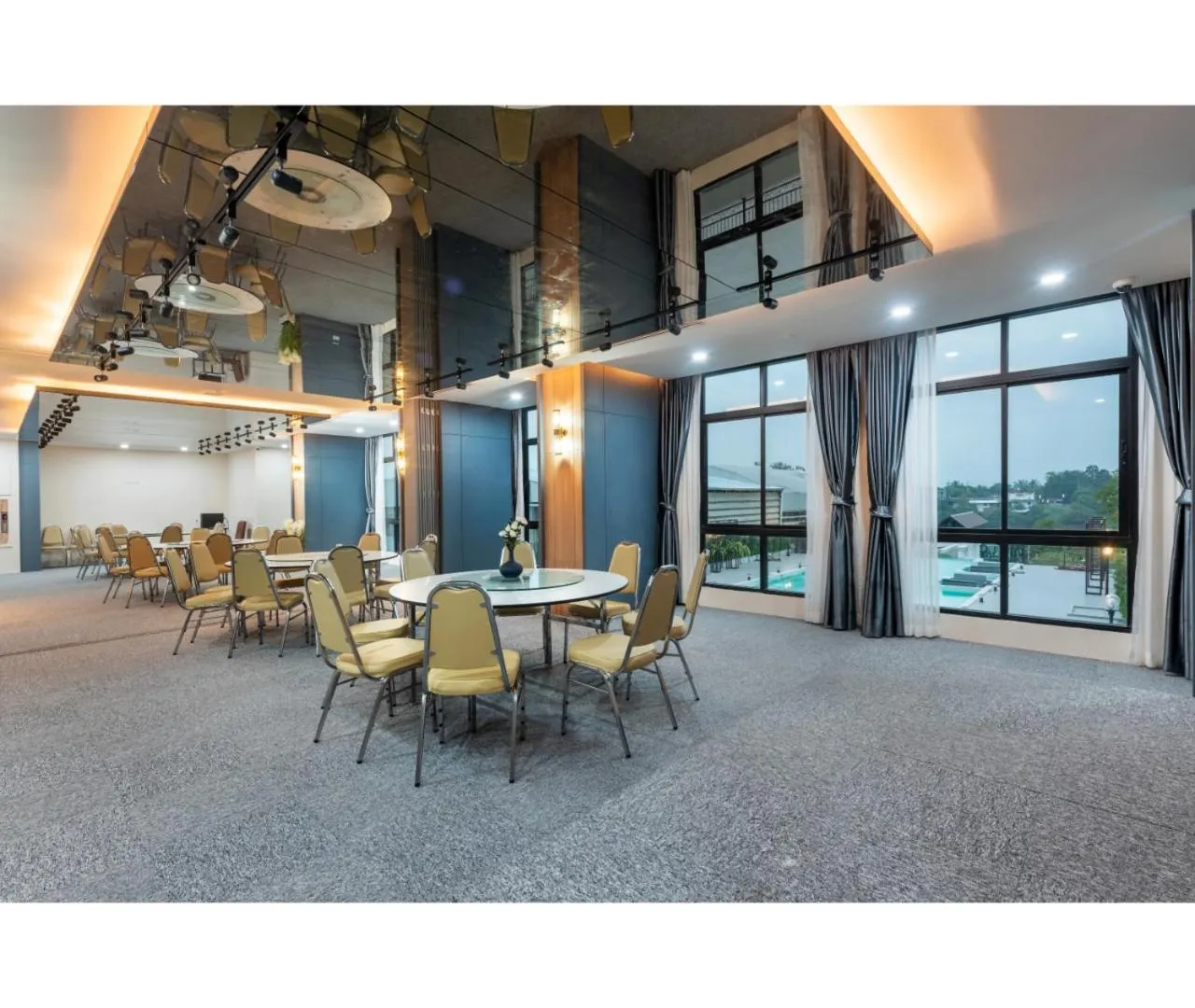 Meeting/conference room in Nine River Hotel